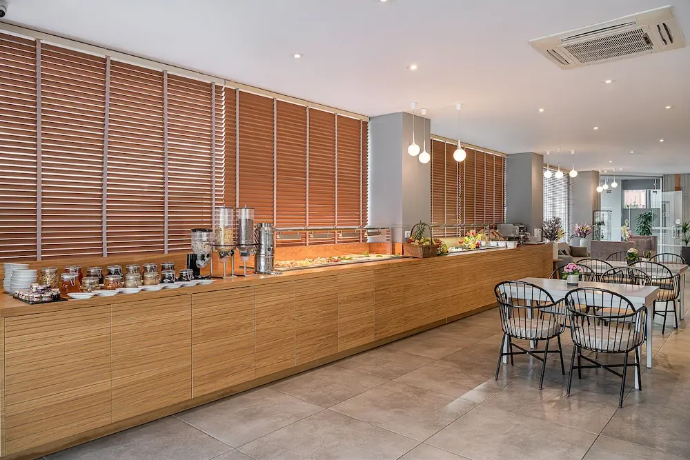 HOTEL: Elia Agia Marina Hotel