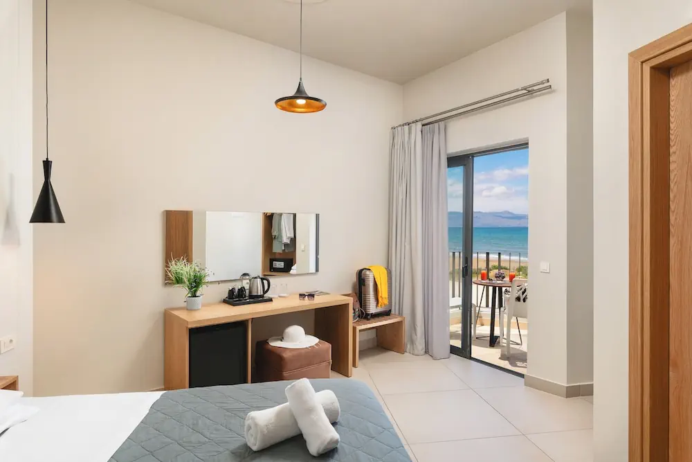 HOTEL: Elia Agia Marina Hotel