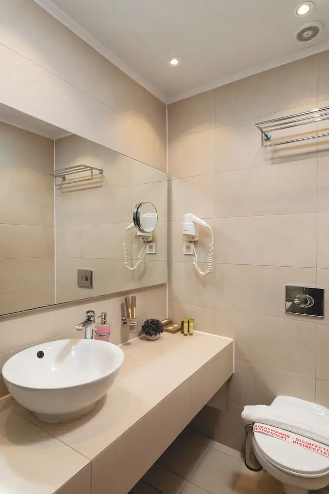 HOTEL: Elia Agia Marina Hotel