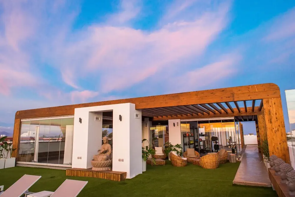 HOTEL: Bristol Sunset Beach