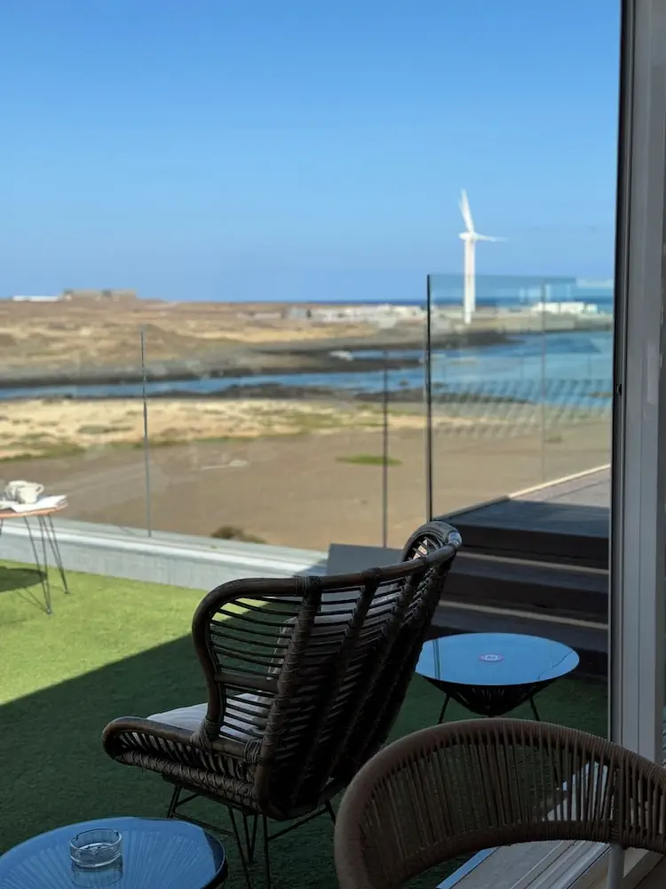 HOTEL: Bristol Sunset Beach