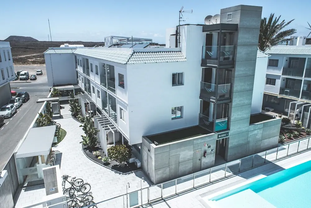 HOTEL: Bristol Sunset Beach