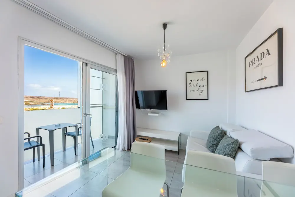 HOTEL: Bristol Sunset Beach