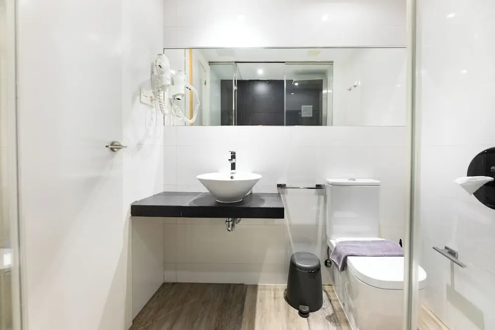 HOTEL: Bristol Sunset Beach