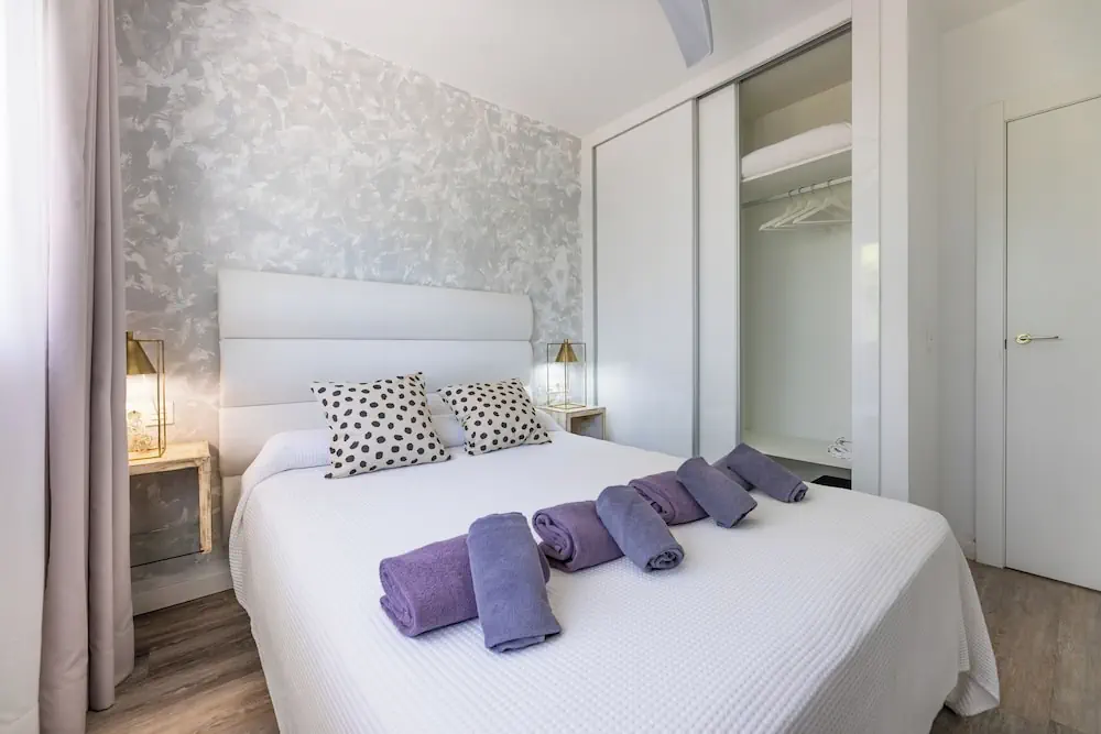 HOTEL: Bristol Sunset Beach