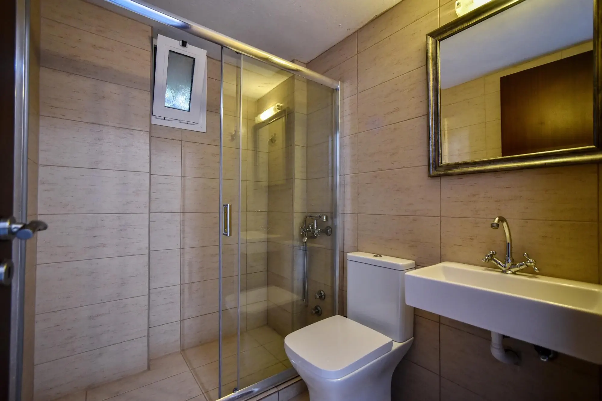 HOTEL Iraklis