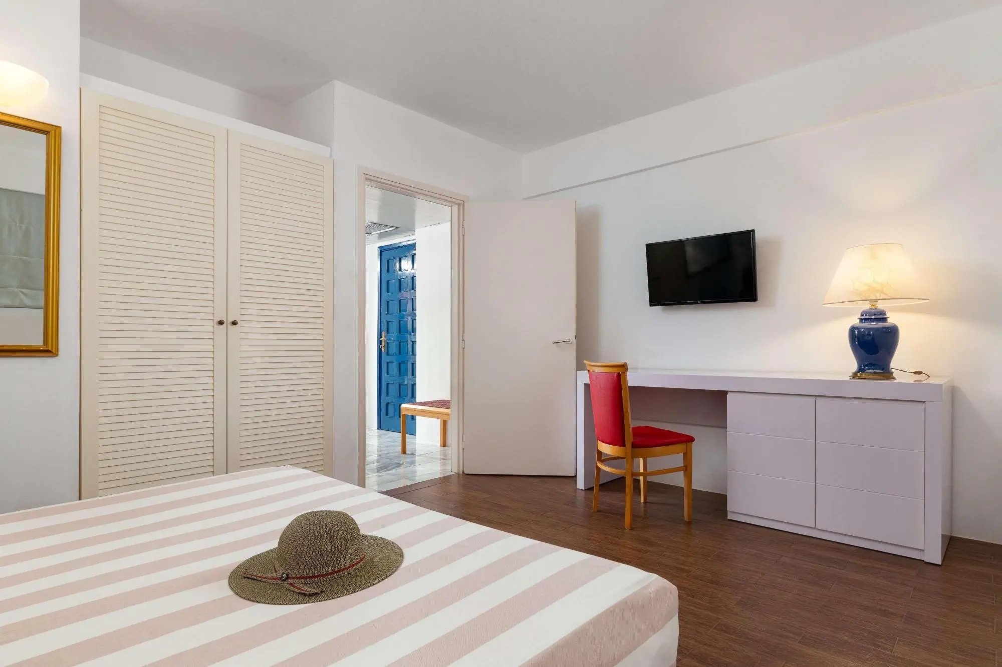 HOTEL Dionysos