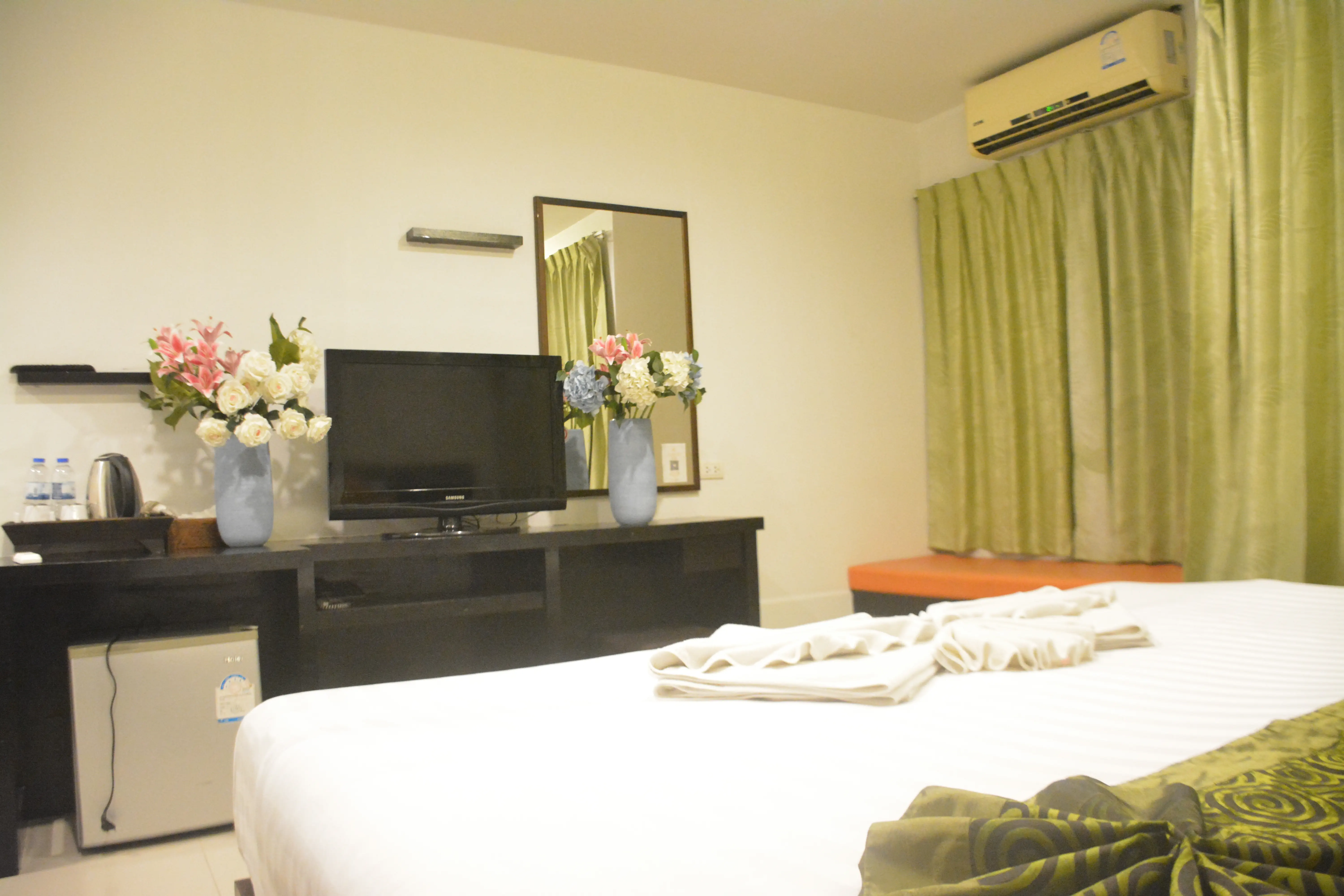 ZEPHYR GRAND HOTEL (ex.THE THREE BY APK)