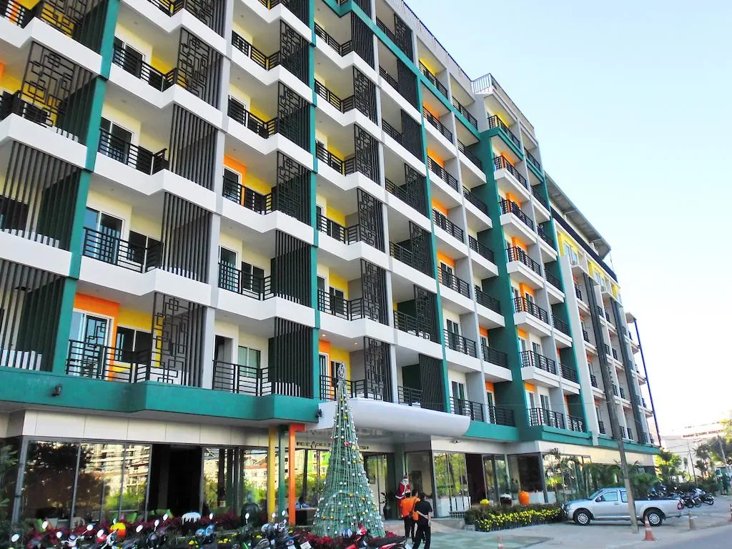 ZEPHYR GRAND HOTEL (ex.THE THREE BY APK)