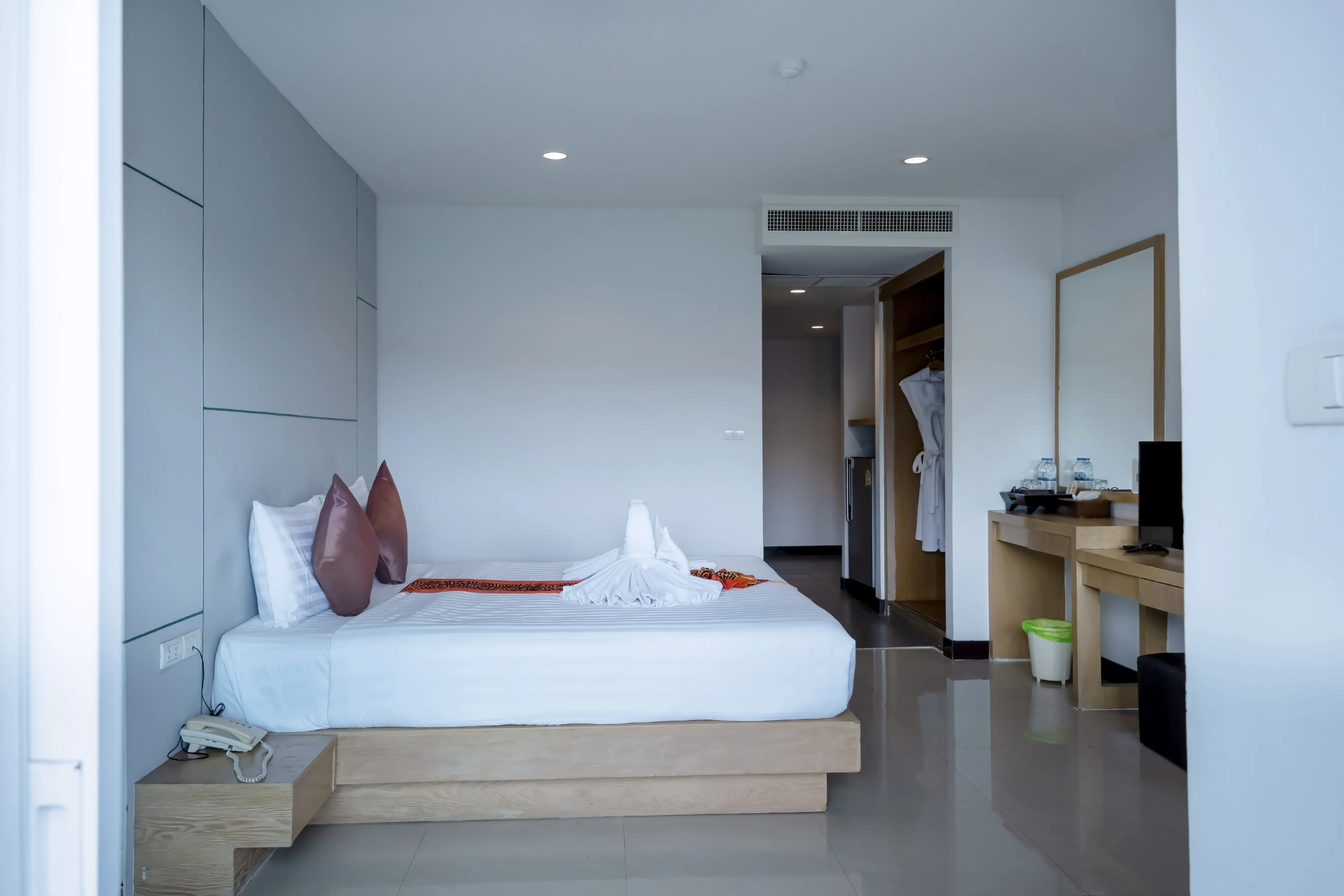 ZEPHYR GRAND HOTEL (ex.THE THREE BY APK)