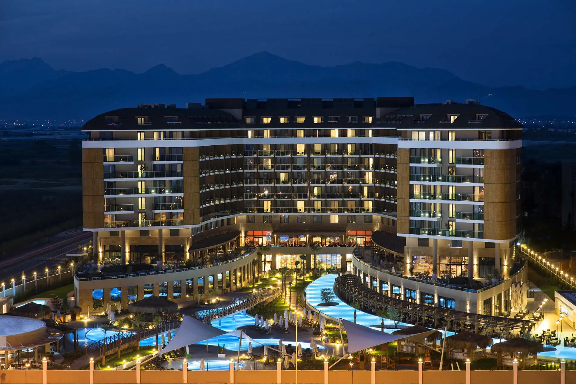 ASKA LARA RESORT & SPA