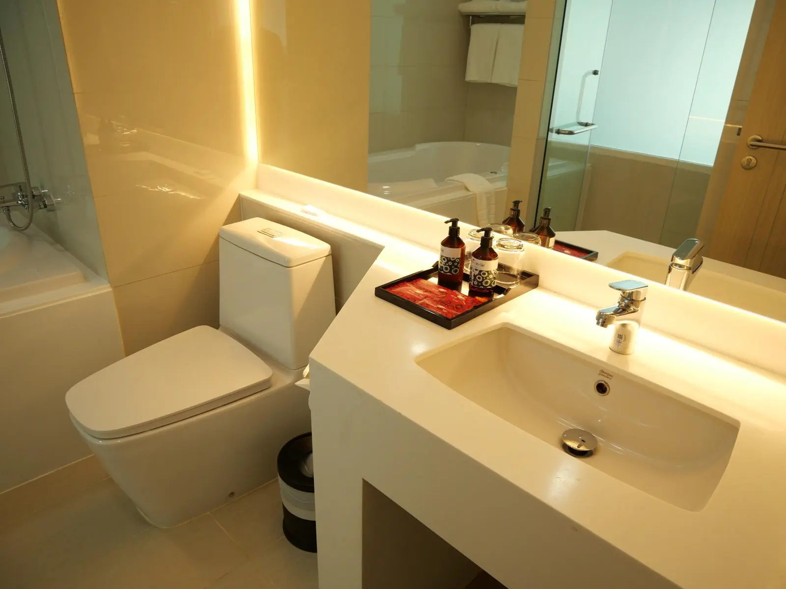 Sleep With Me Hotel - Design Hotel At Patong - zdjęcie 18