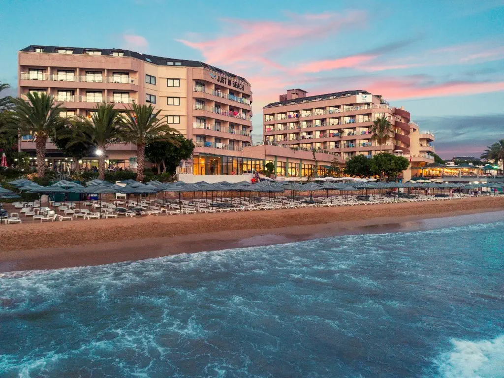 Aska Just in Beach - zdjęcie 43