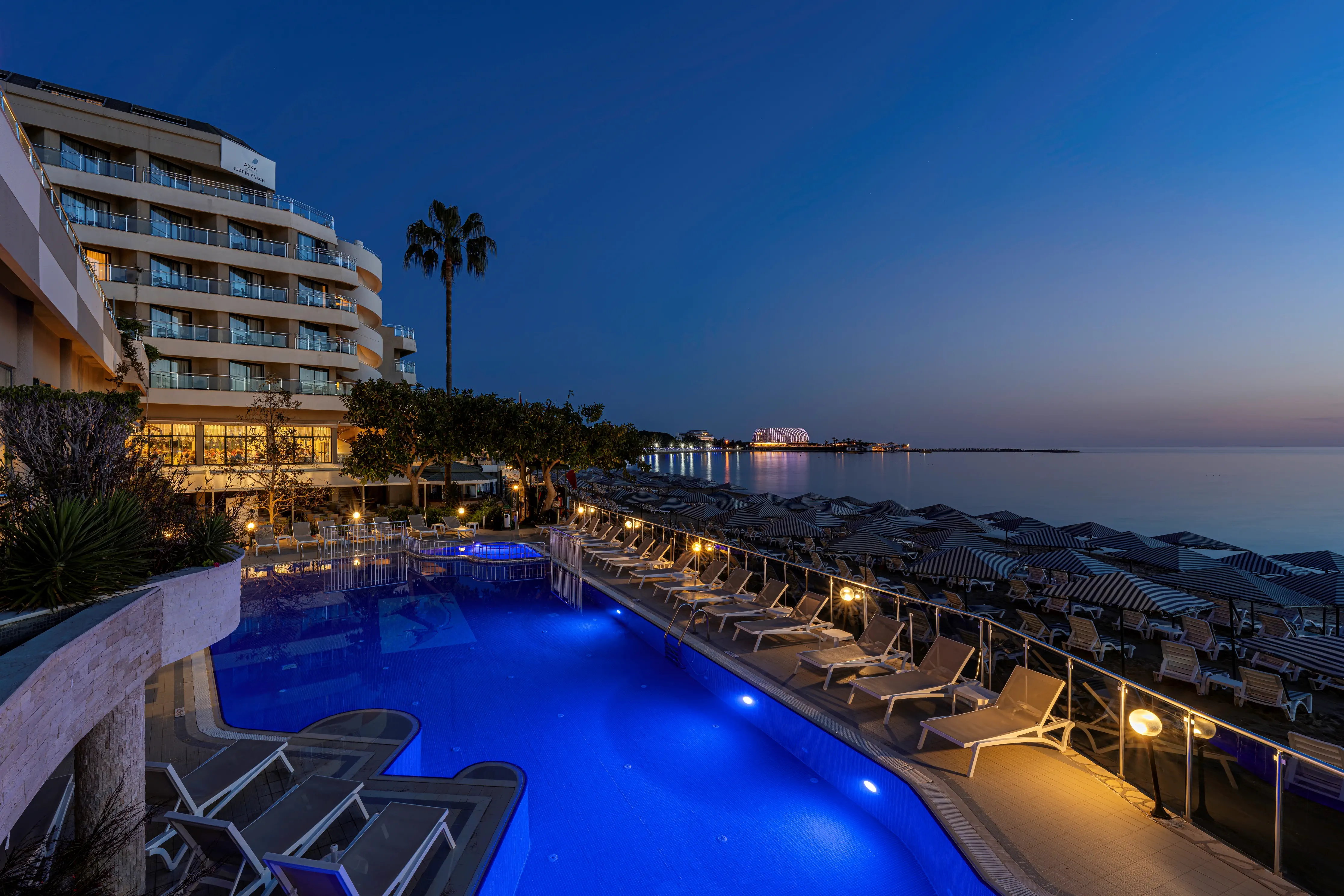 Aska Just in Beach - zdjęcie 38