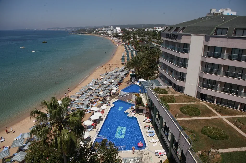 Aska Just in Beach - zdjęcie 33