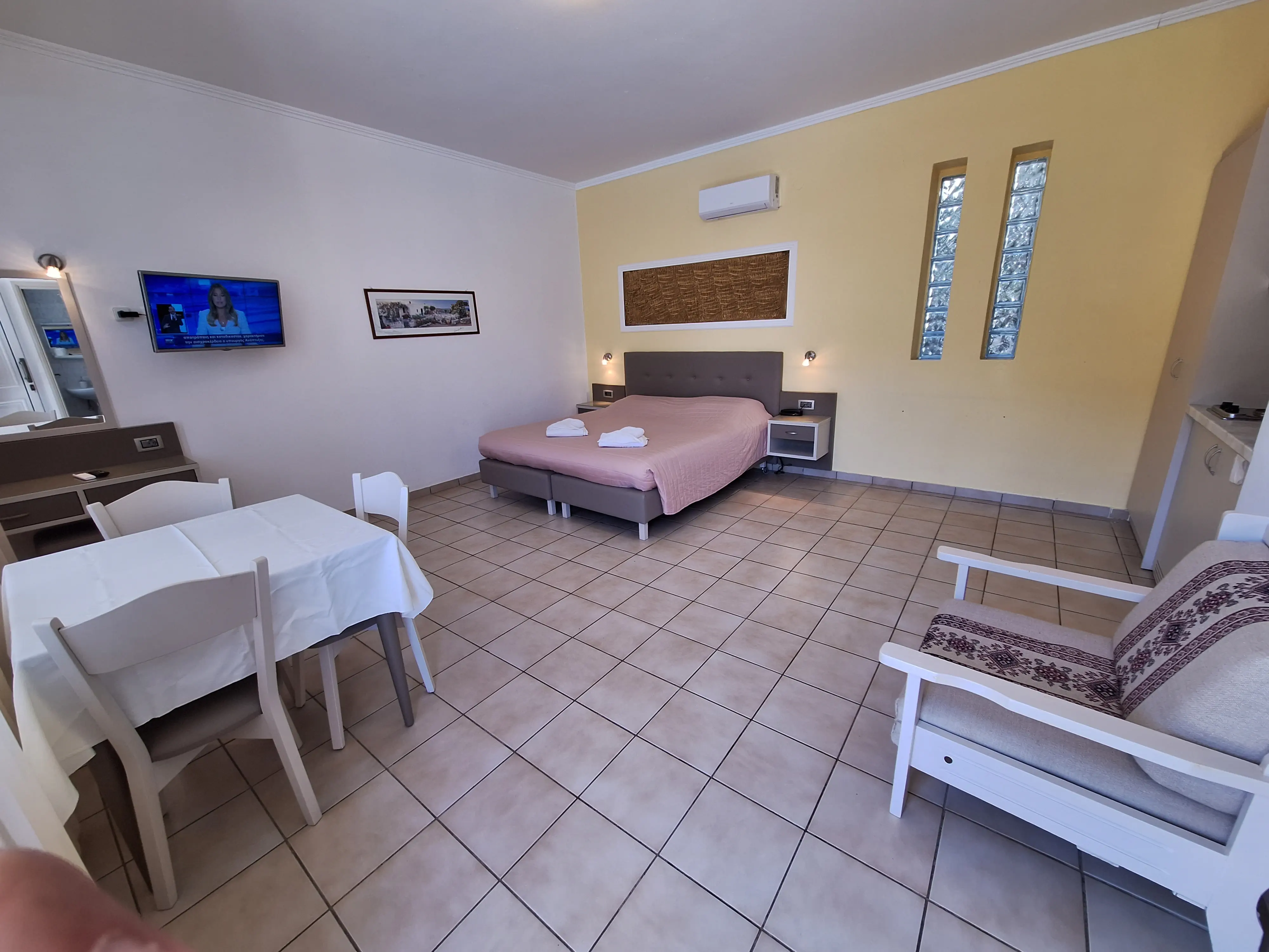 Perla Beach (Agia Marina) - zdjęcie 17