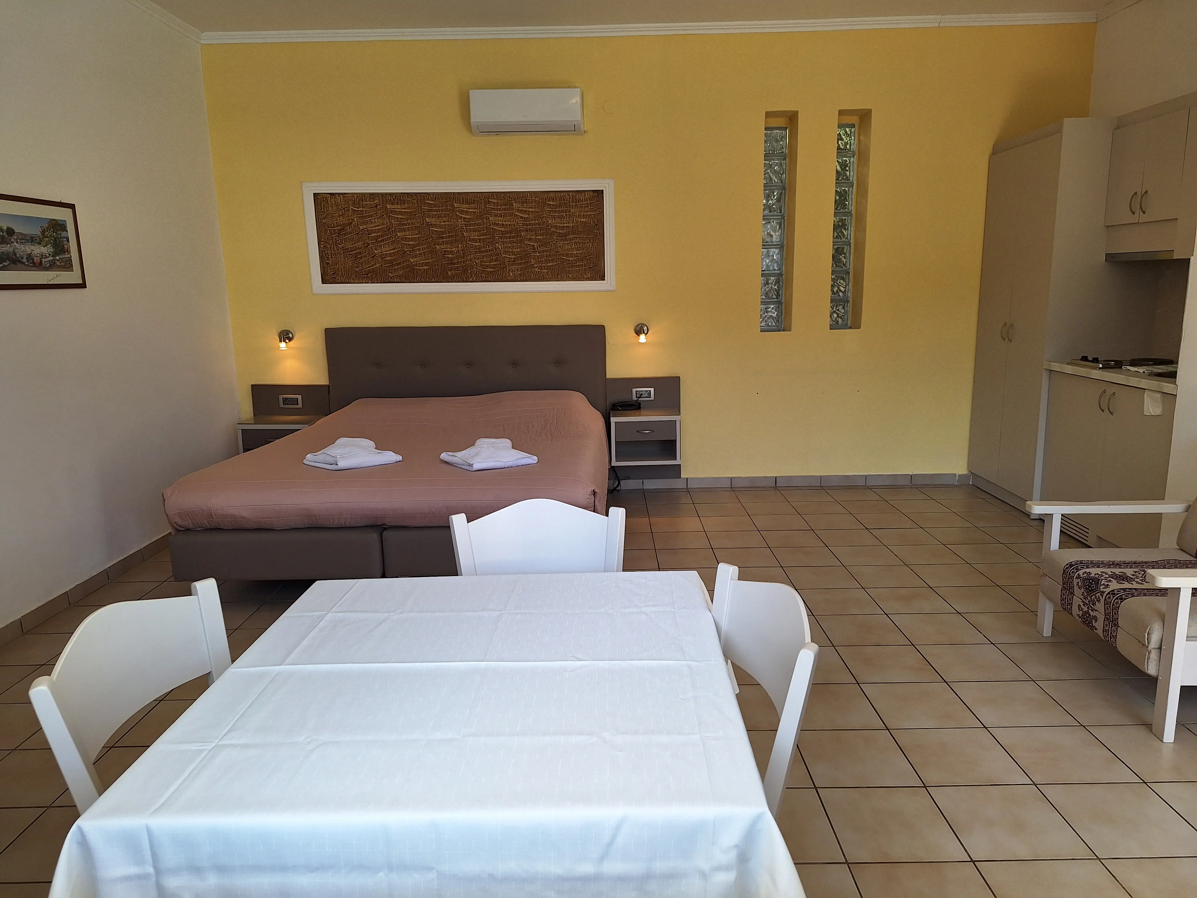 Perla Beach (Agia Marina) - zdjęcie 21