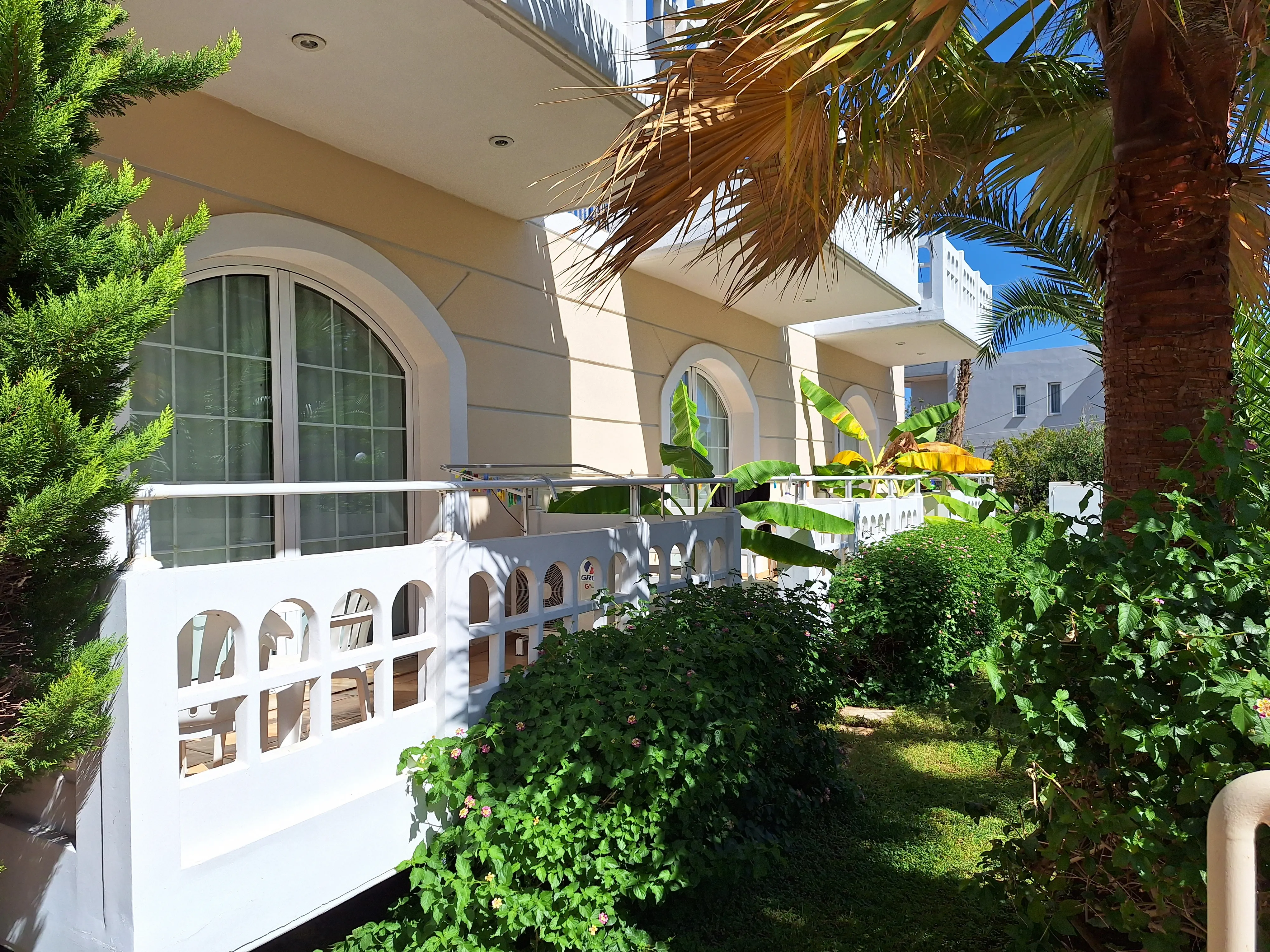 Perla Beach (Agia Marina) - zdjęcie 6