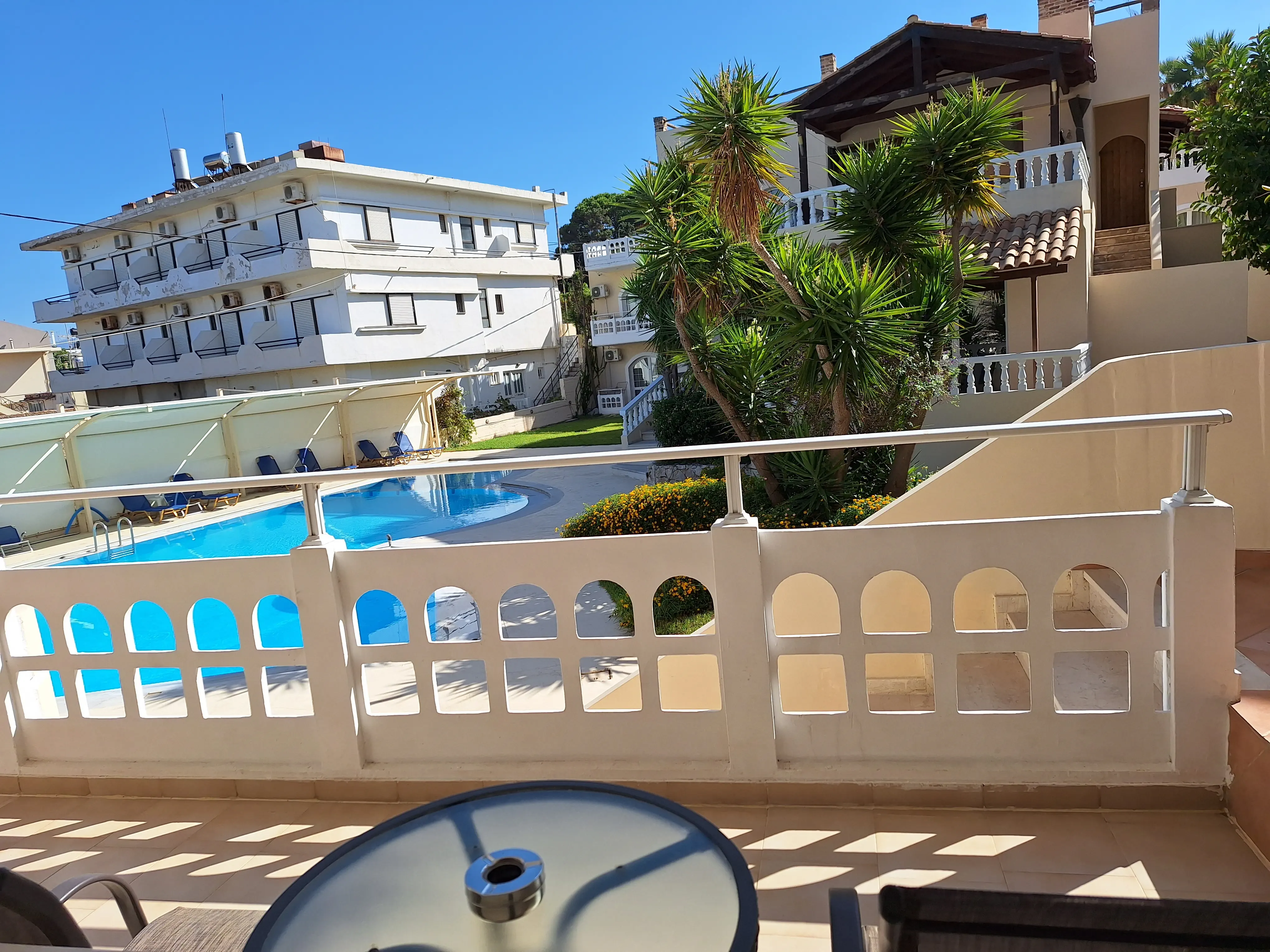 Perla Beach (Agia Marina) - zdjęcie 20