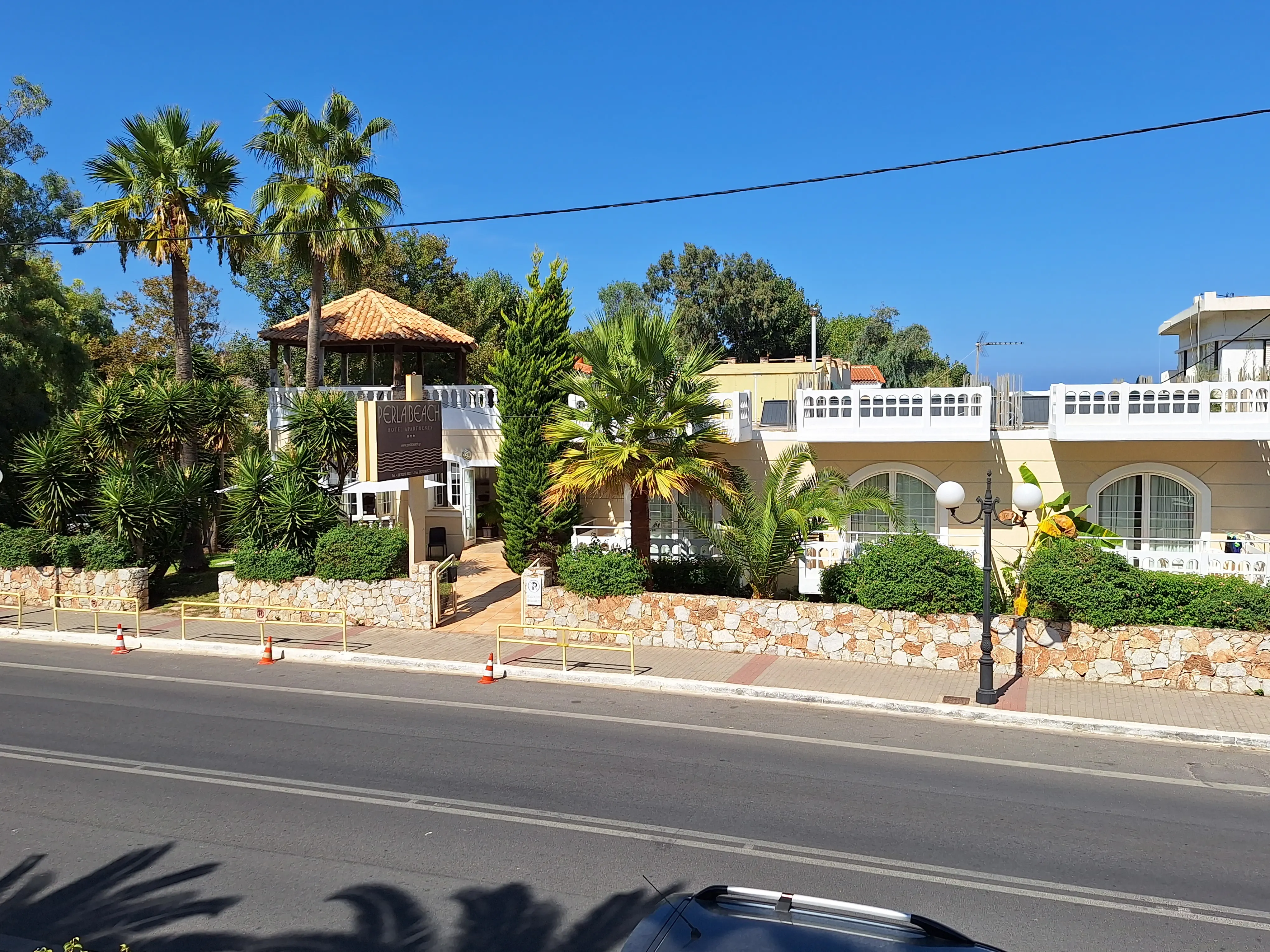 Perla Beach (Agia Marina) - zdjęcie 4