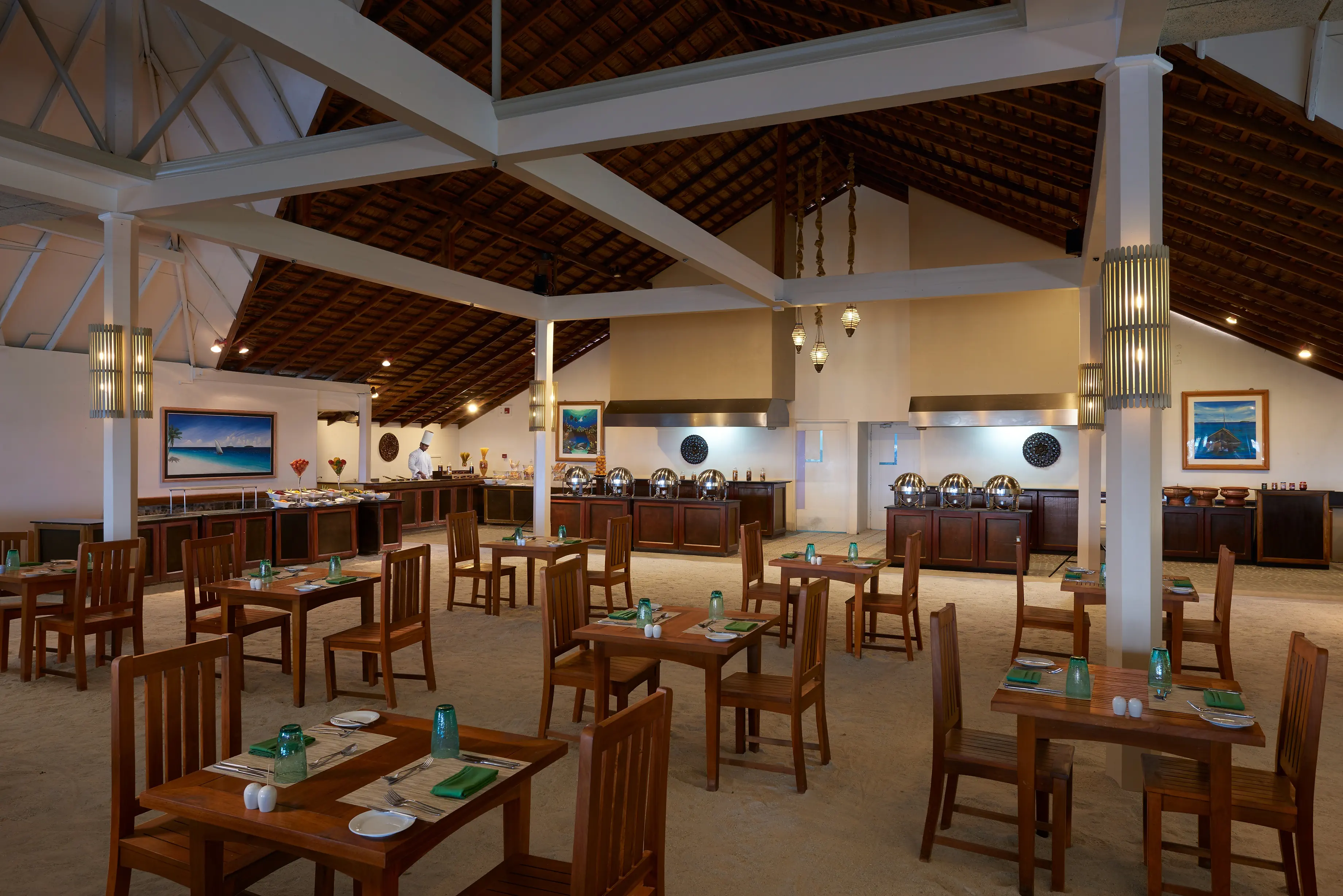 Ellaidhoo Maldives by Cinnamon (ex. Chaaya Reef) - zdjęcie 18