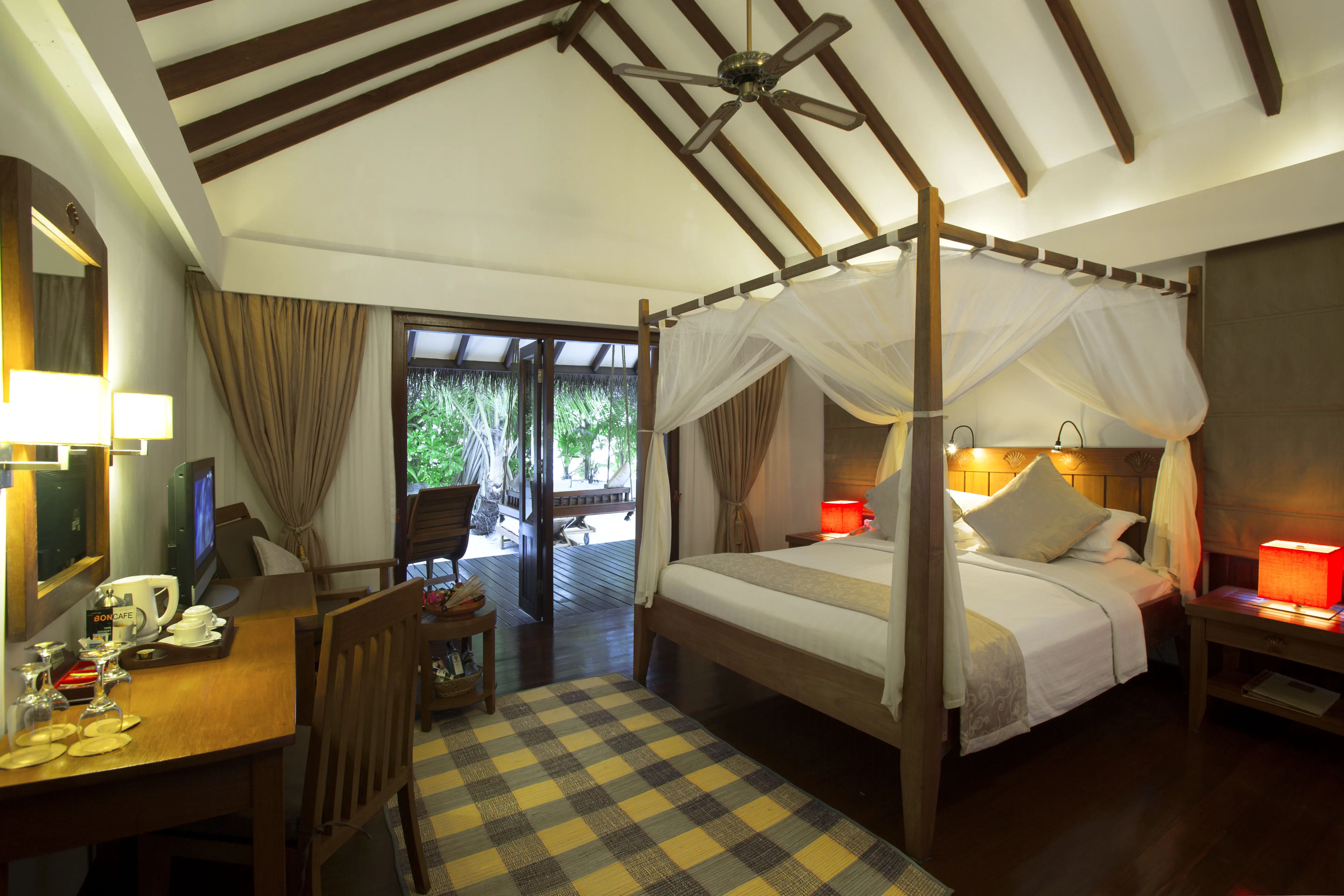 Medhufushi Island Resort photo 1