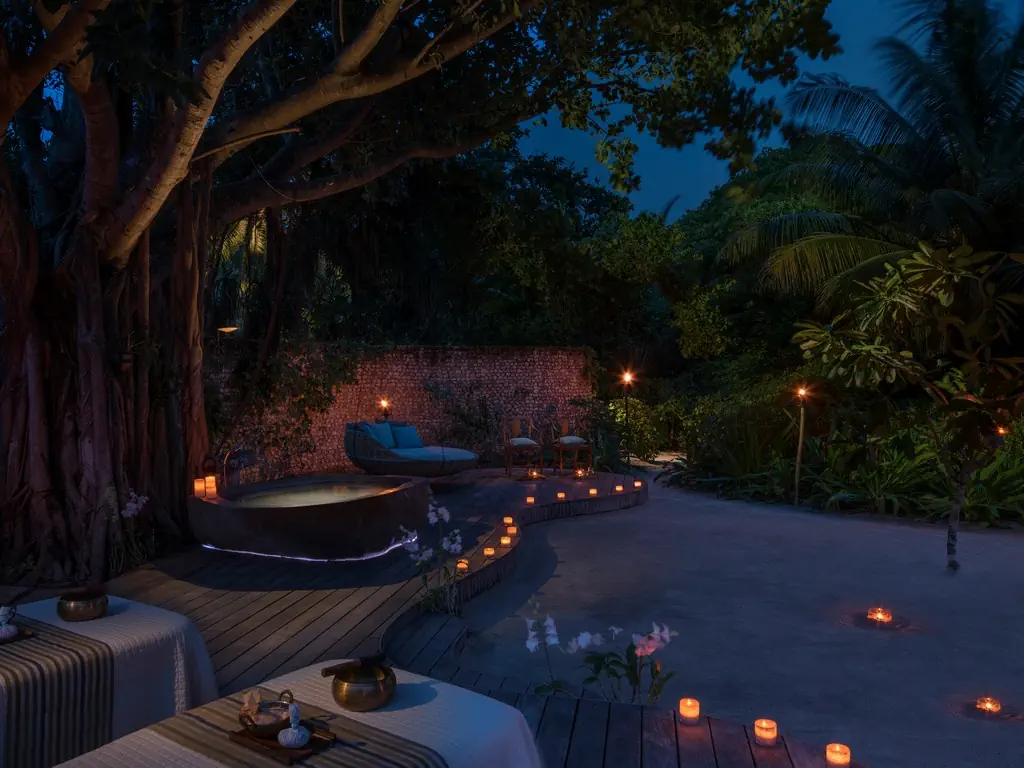 Four Seasons Resort Landaa Giraavaru - zdjęcie 93