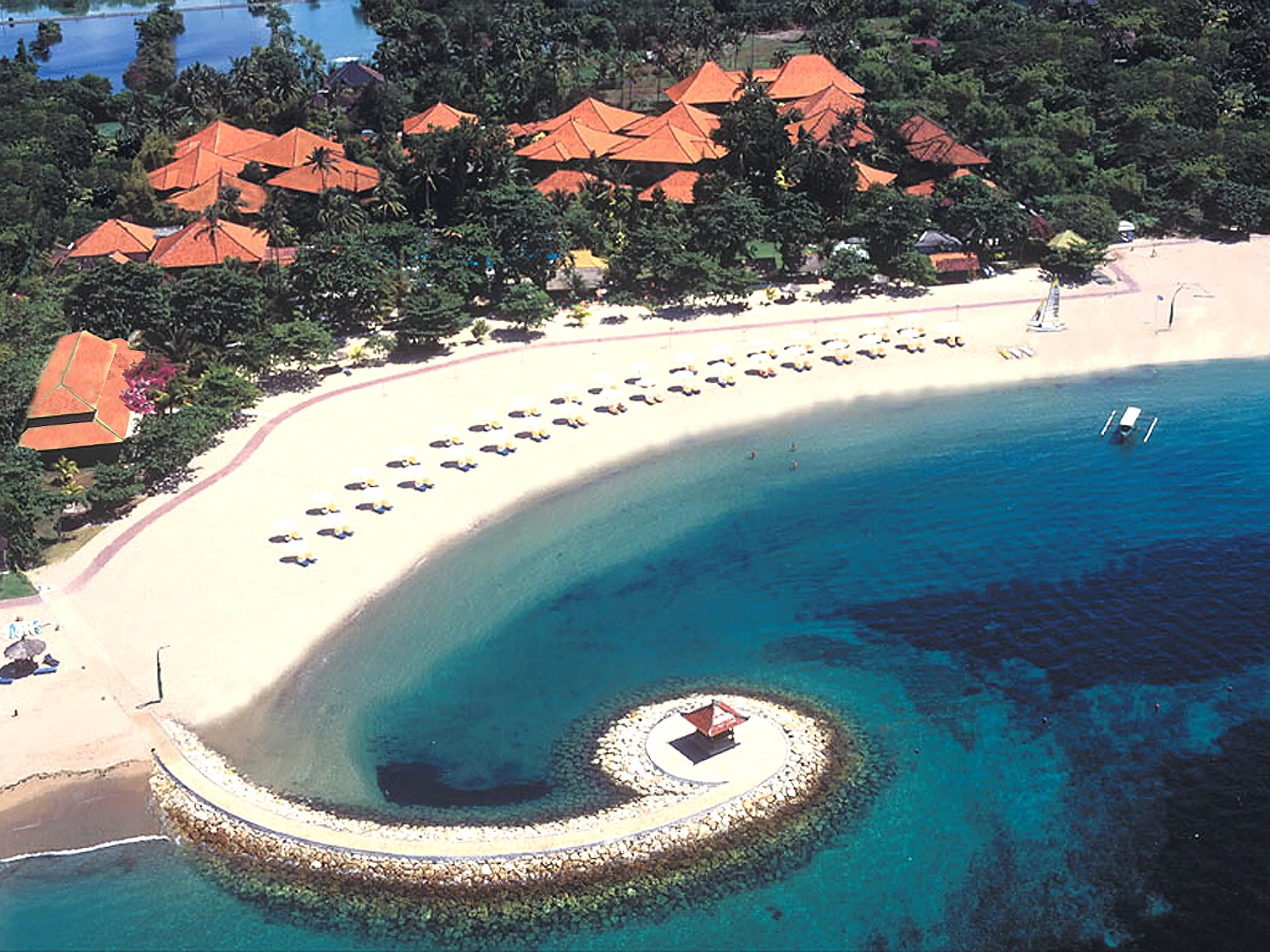 BALI TROPIC RESORT & SPA