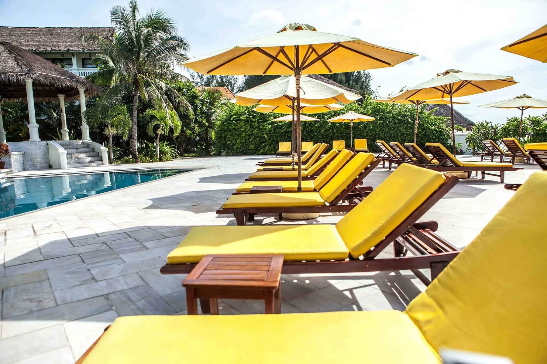 ALLEZBOO BEACH RESORT & SPA