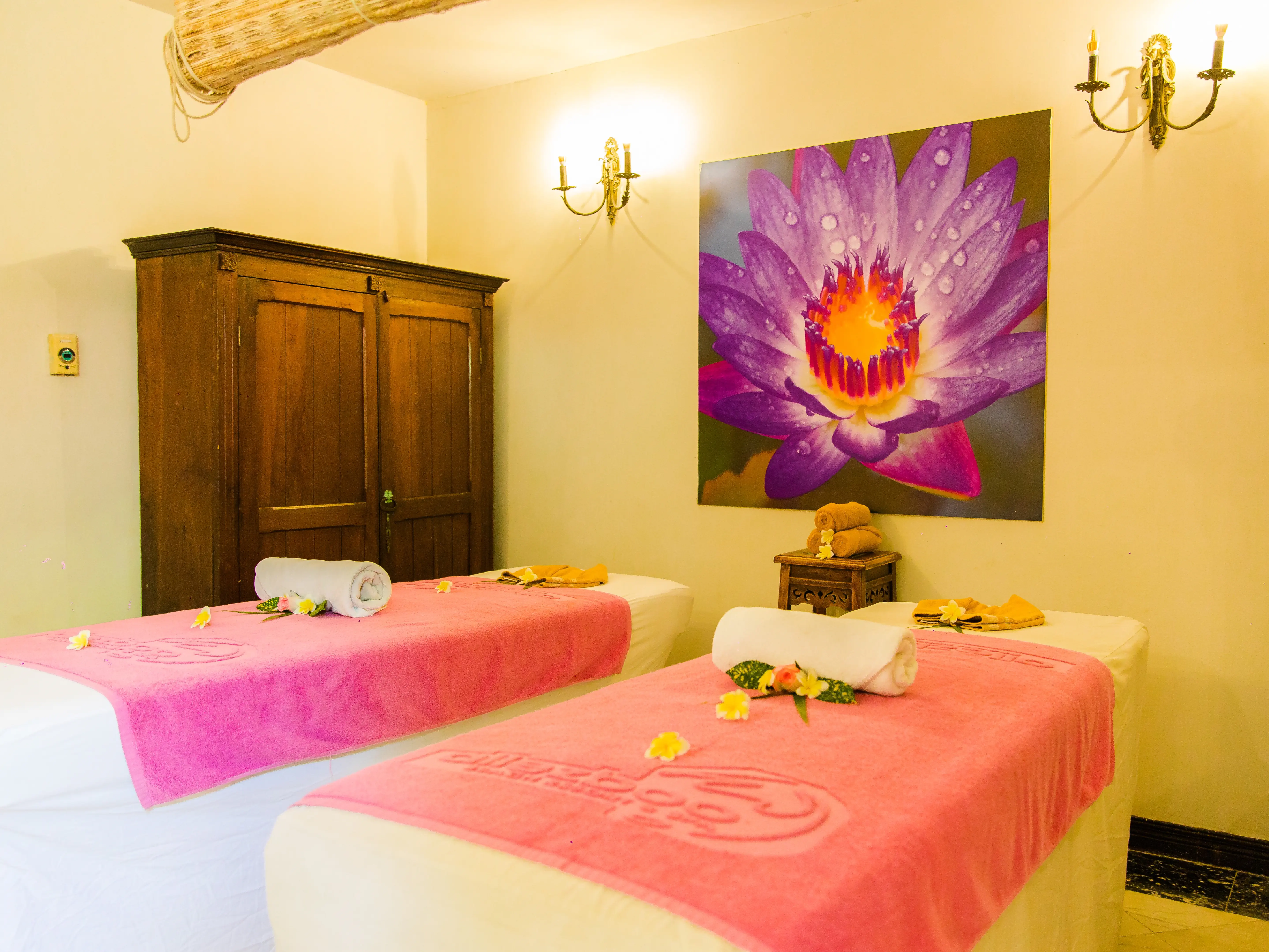 ALLEZBOO BEACH RESORT & SPA