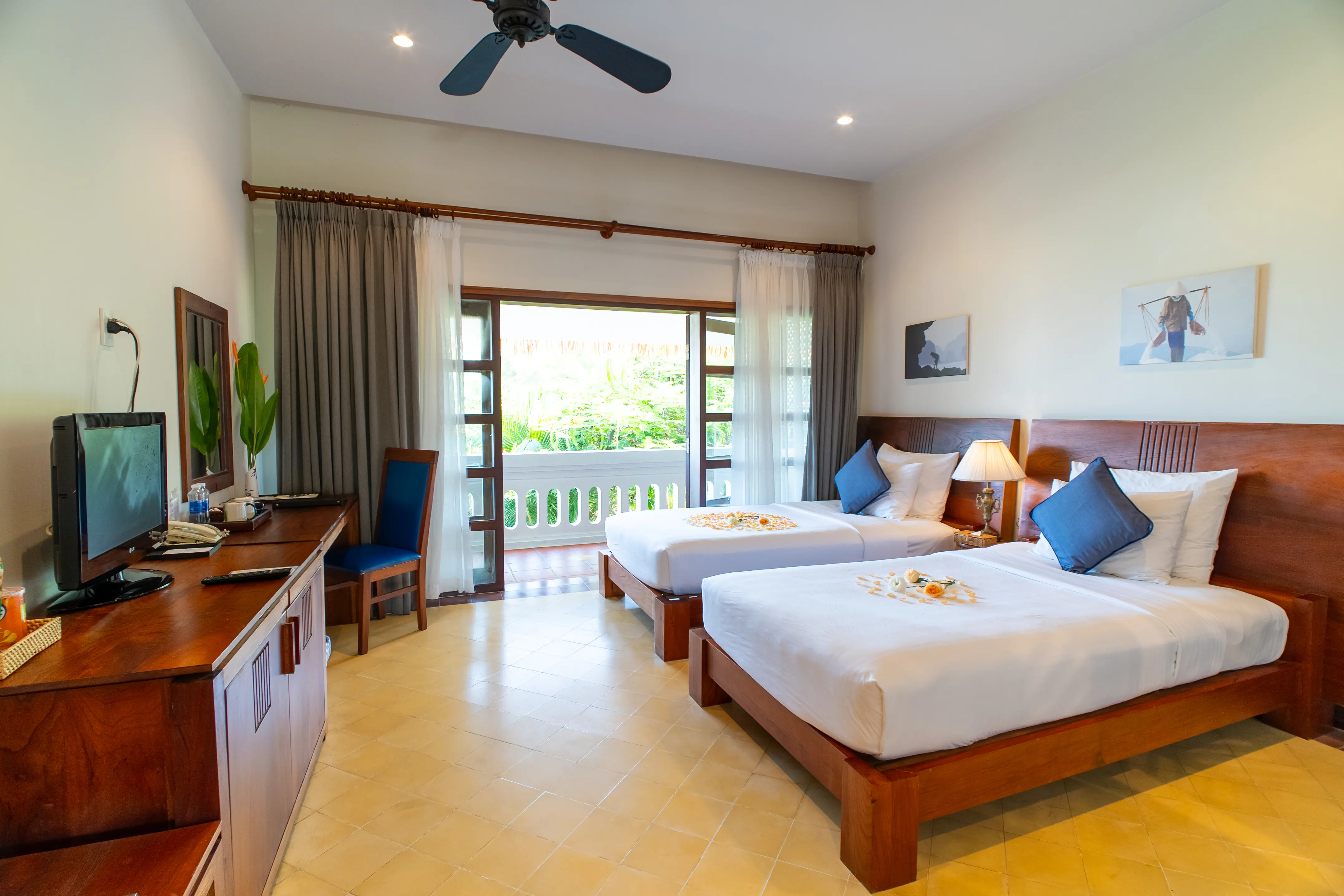 ALLEZBOO BEACH RESORT & SPA