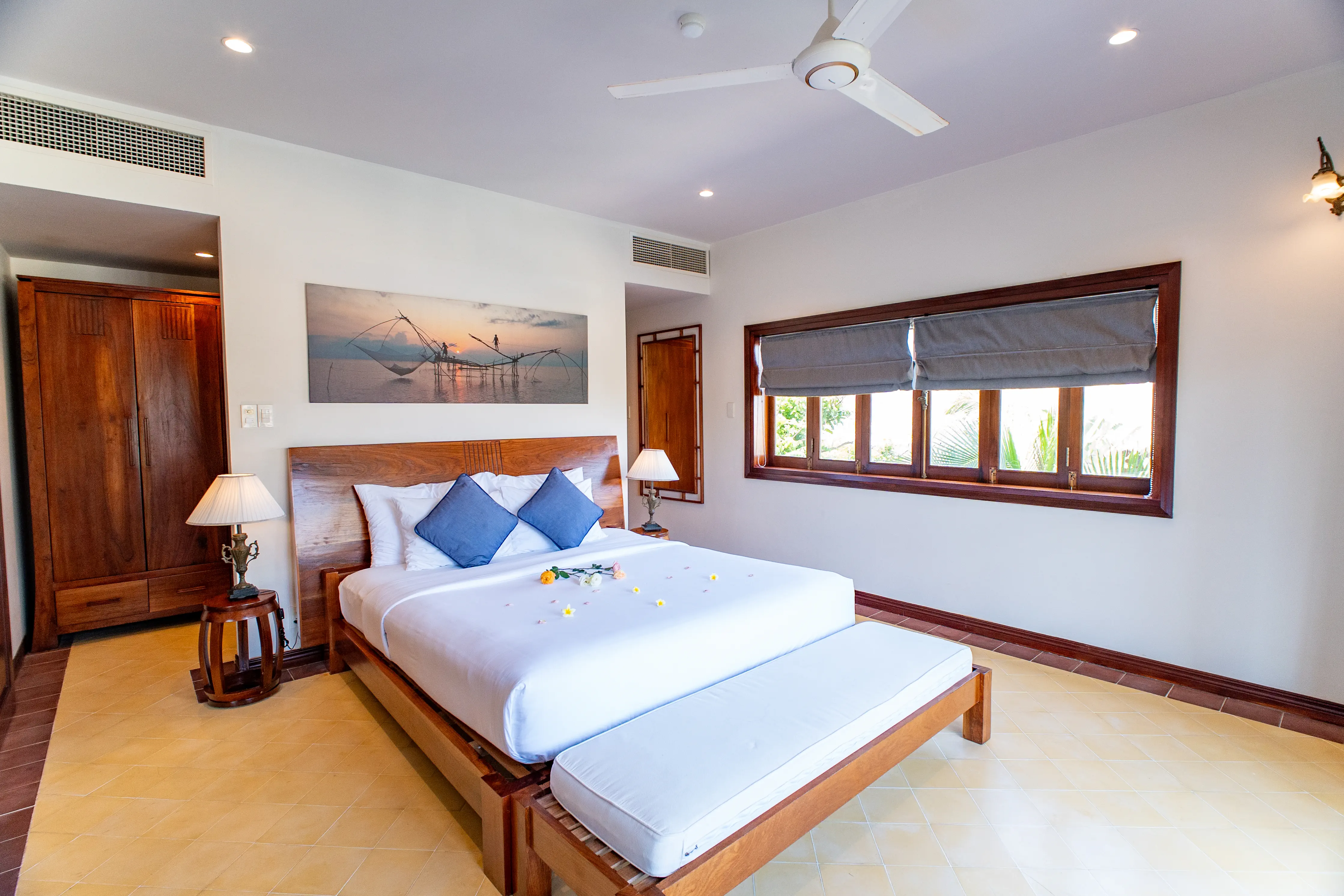 ALLEZBOO BEACH RESORT & SPA