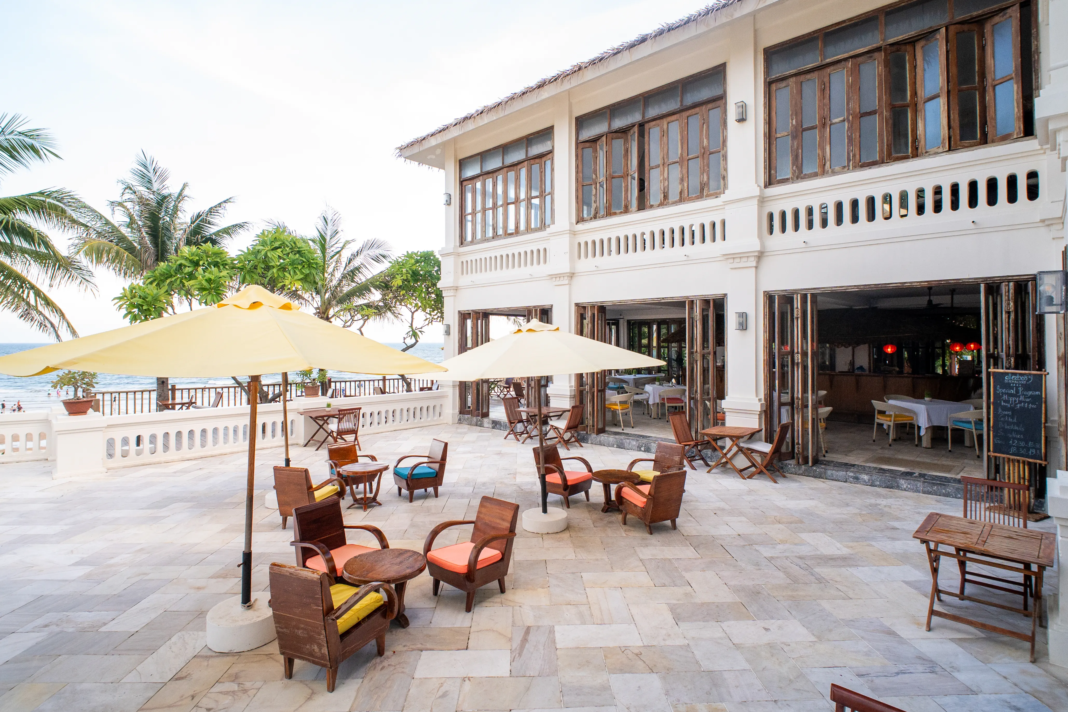 ALLEZBOO BEACH RESORT & SPA