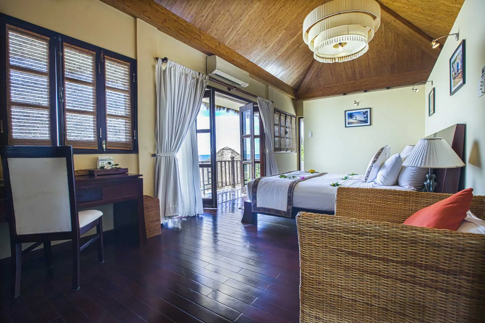 ALLEZBOO BEACH RESORT & SPA