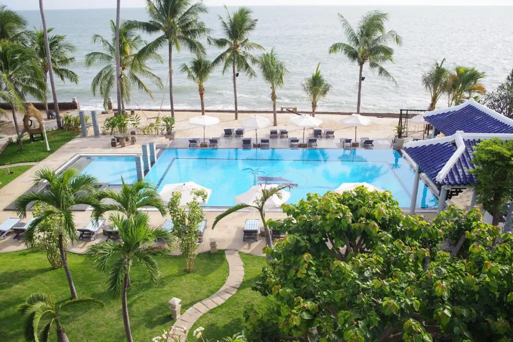 DYNASTY MUI NE BEACH RESORT