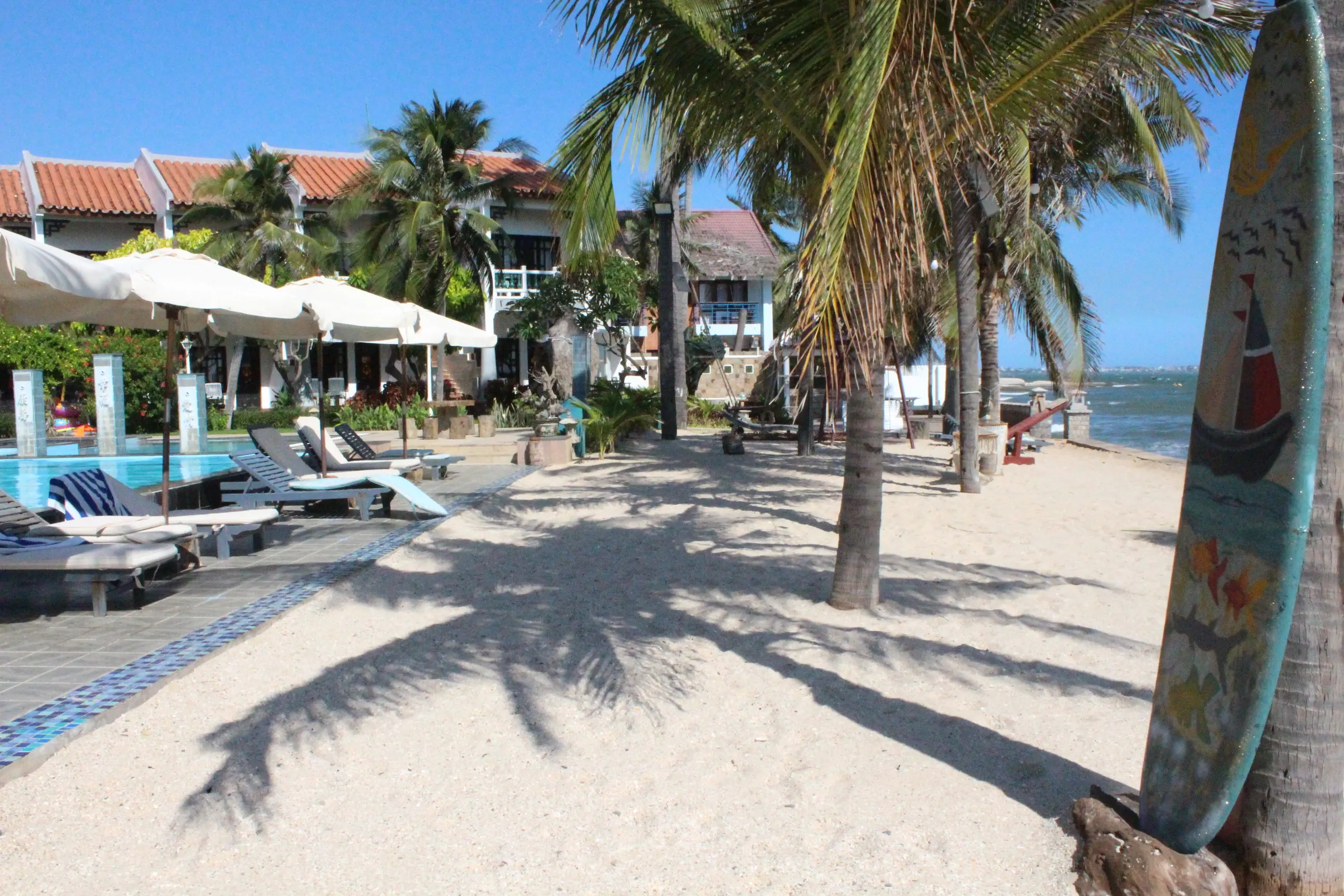 DYNASTY MUI NE BEACH RESORT