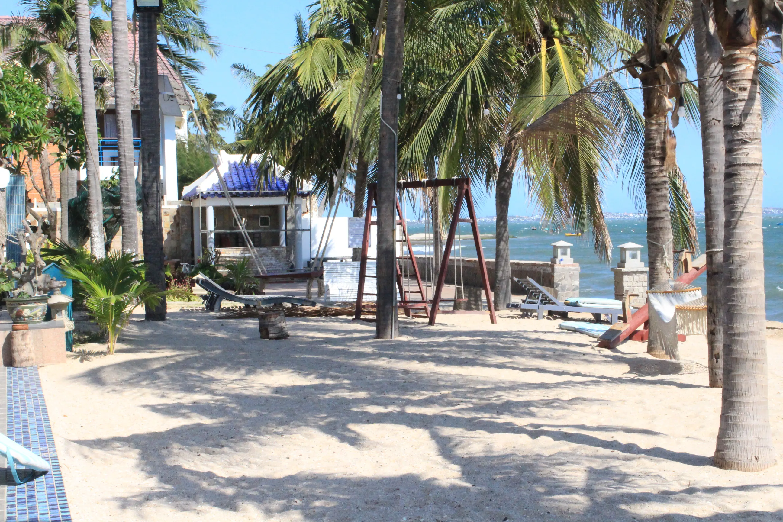 DYNASTY MUI NE BEACH RESORT