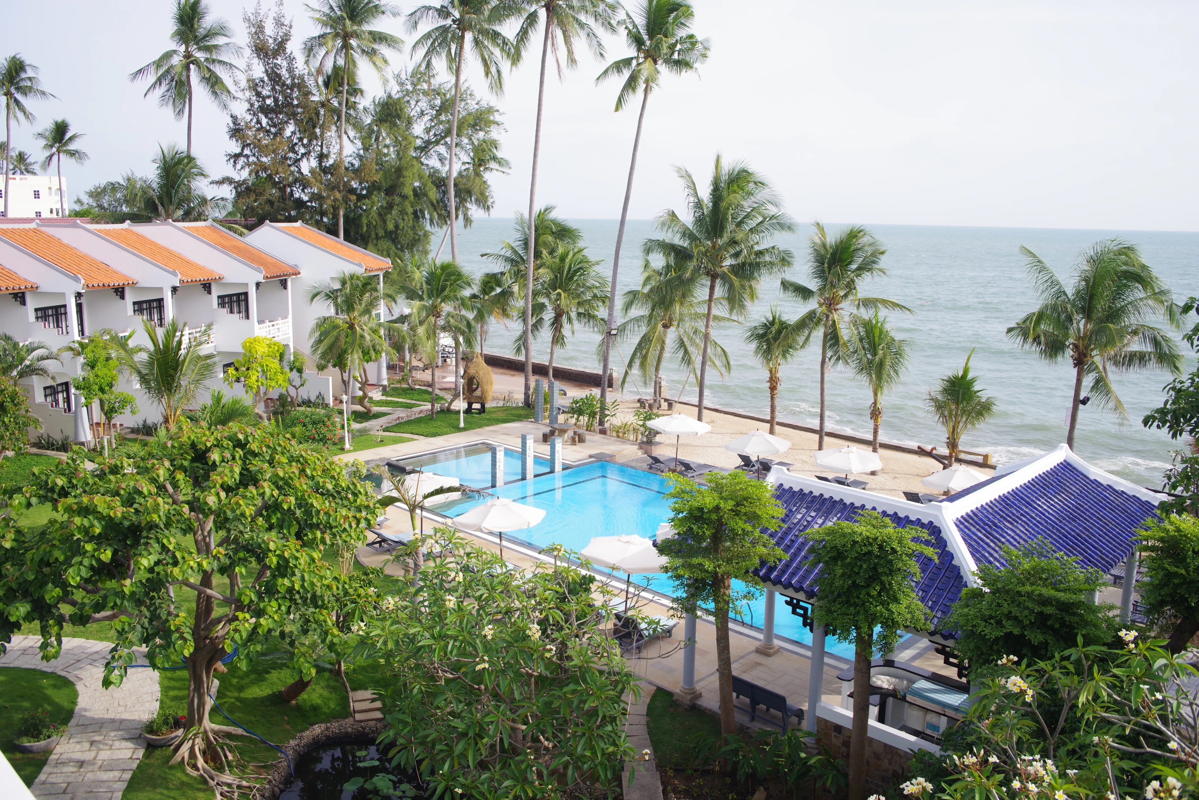 DYNASTY MUI NE BEACH RESORT