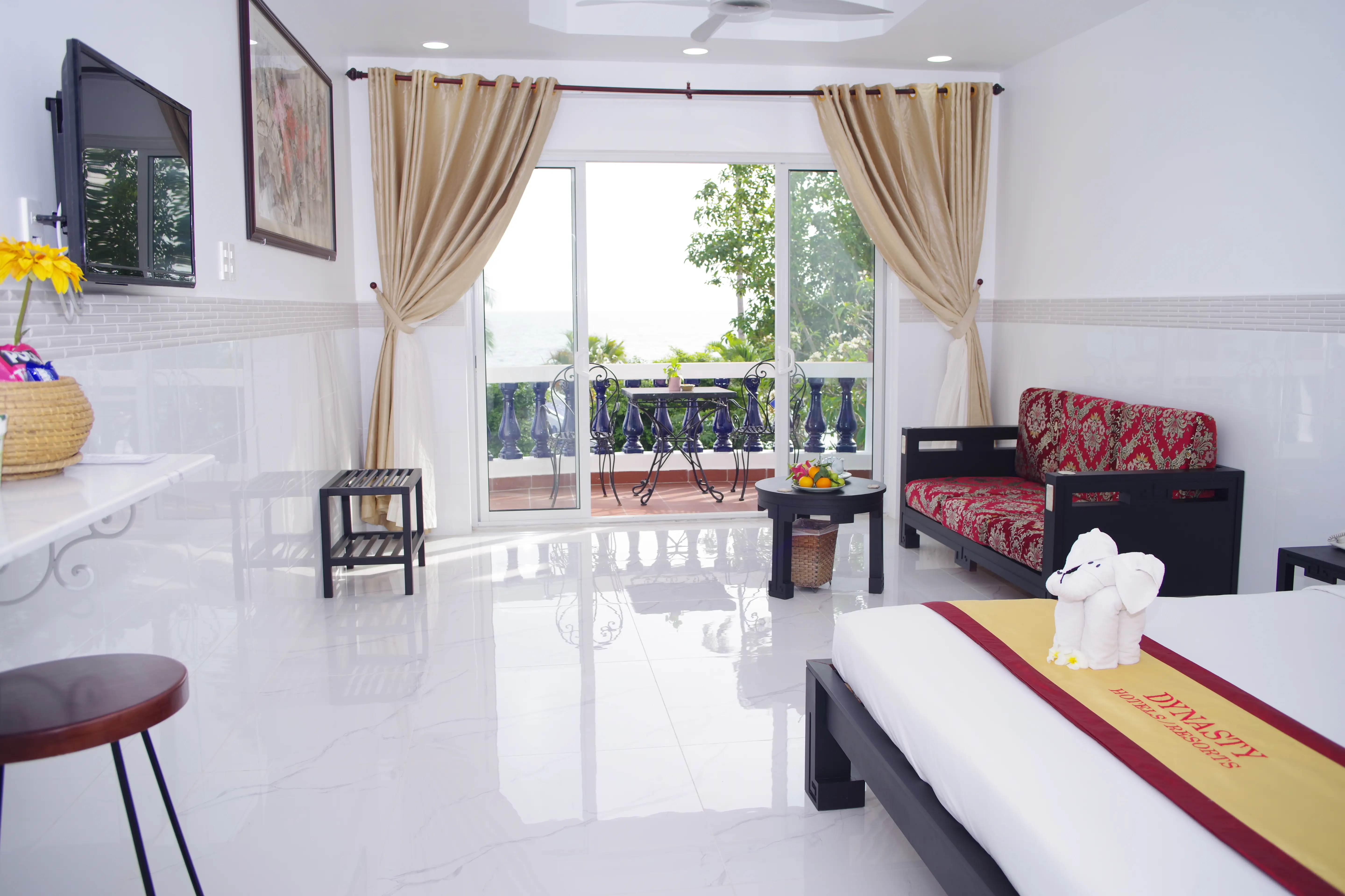 DYNASTY MUI NE BEACH RESORT