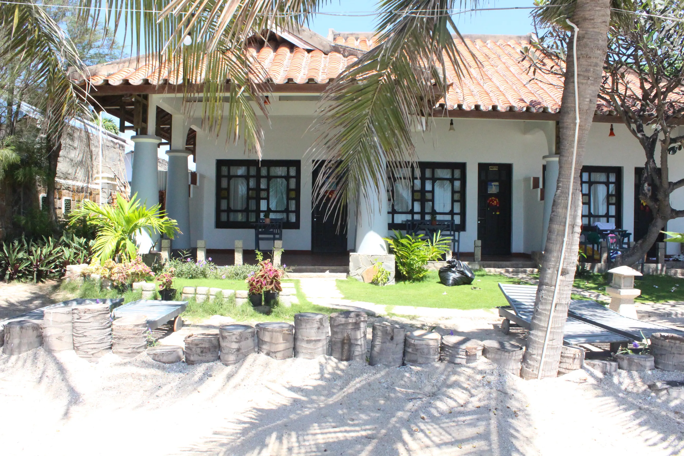 DYNASTY MUI NE BEACH RESORT
