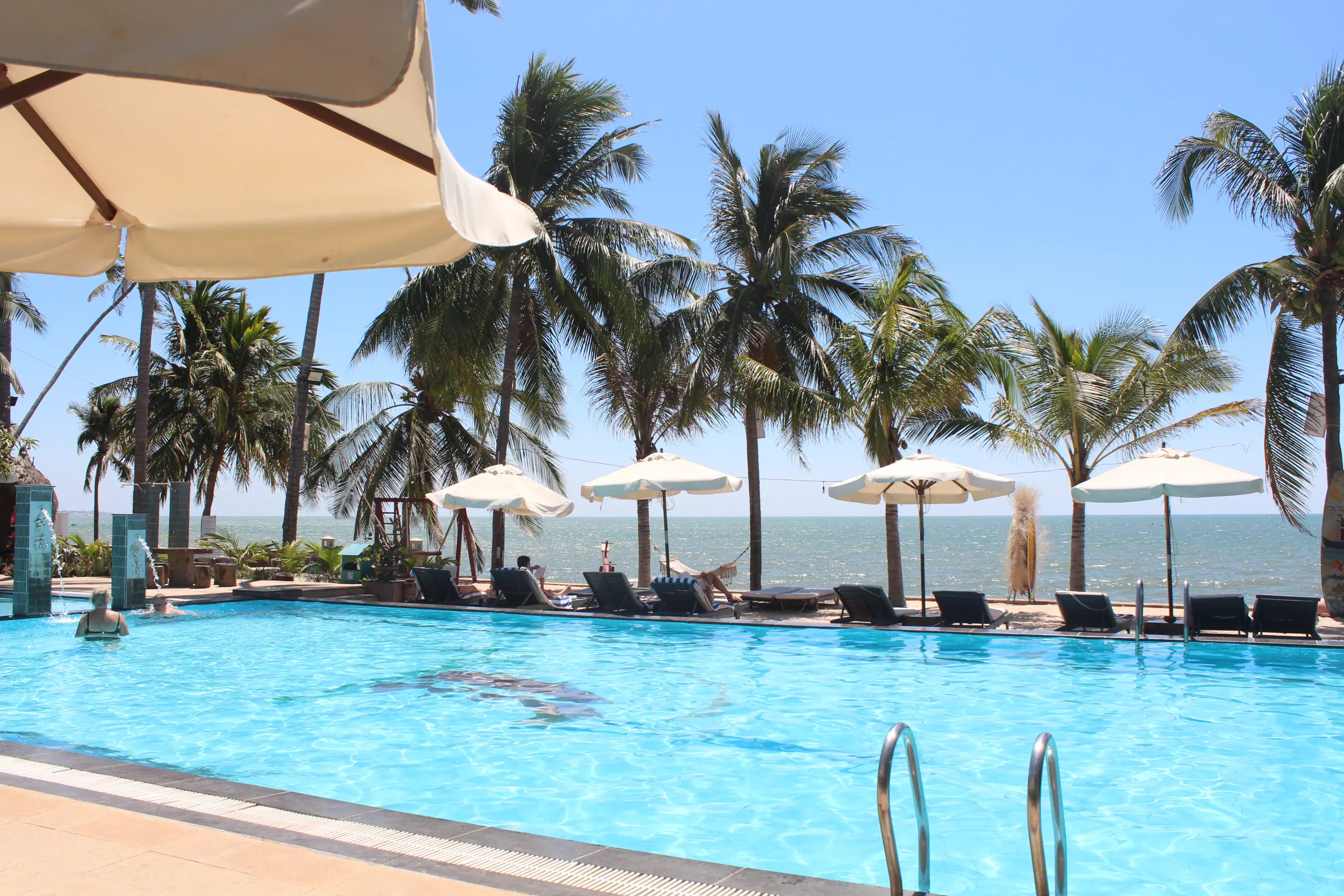 DYNASTY MUI NE BEACH RESORT