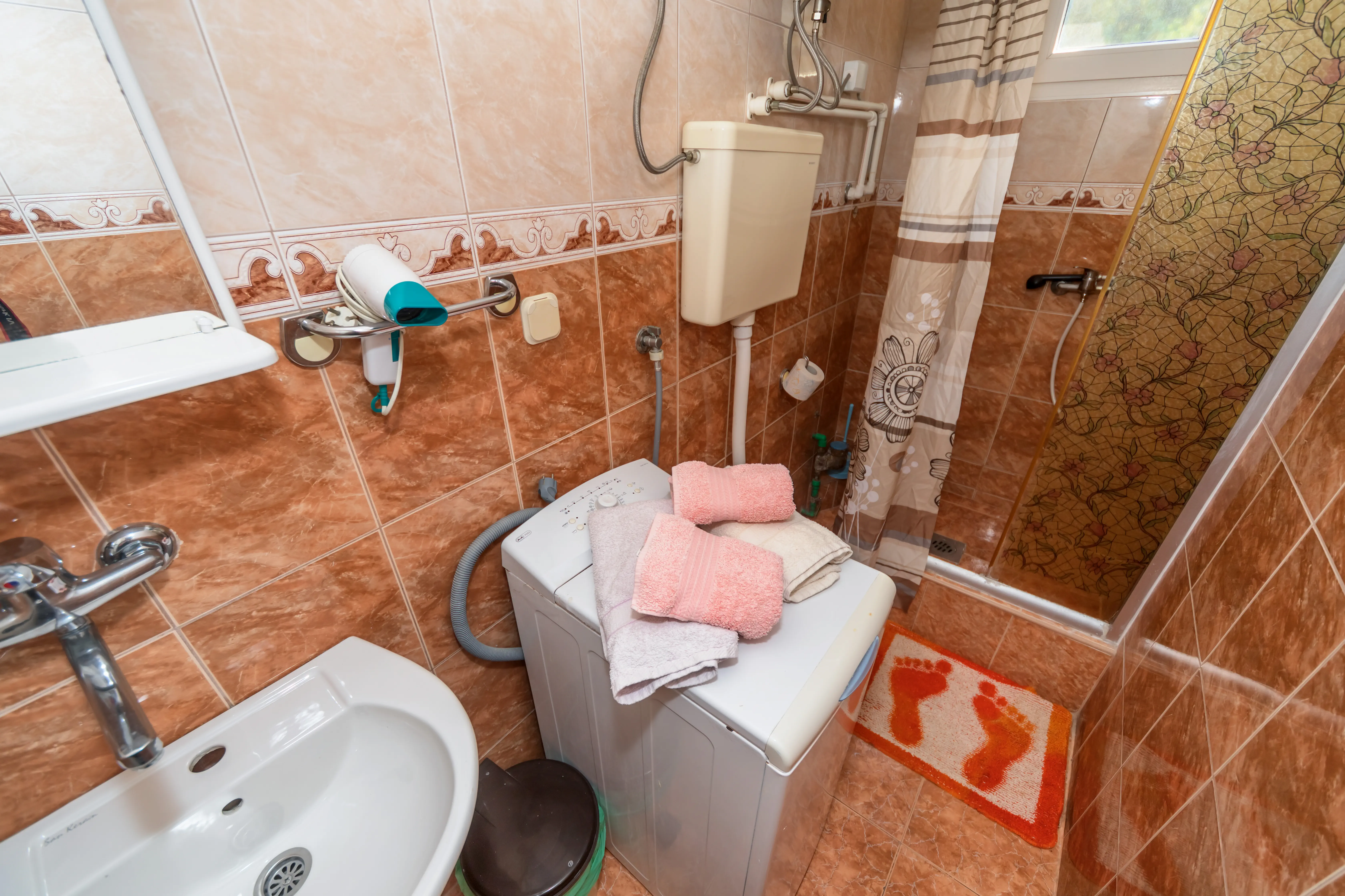 POD LOZOM ROOMS & APARTMENTS