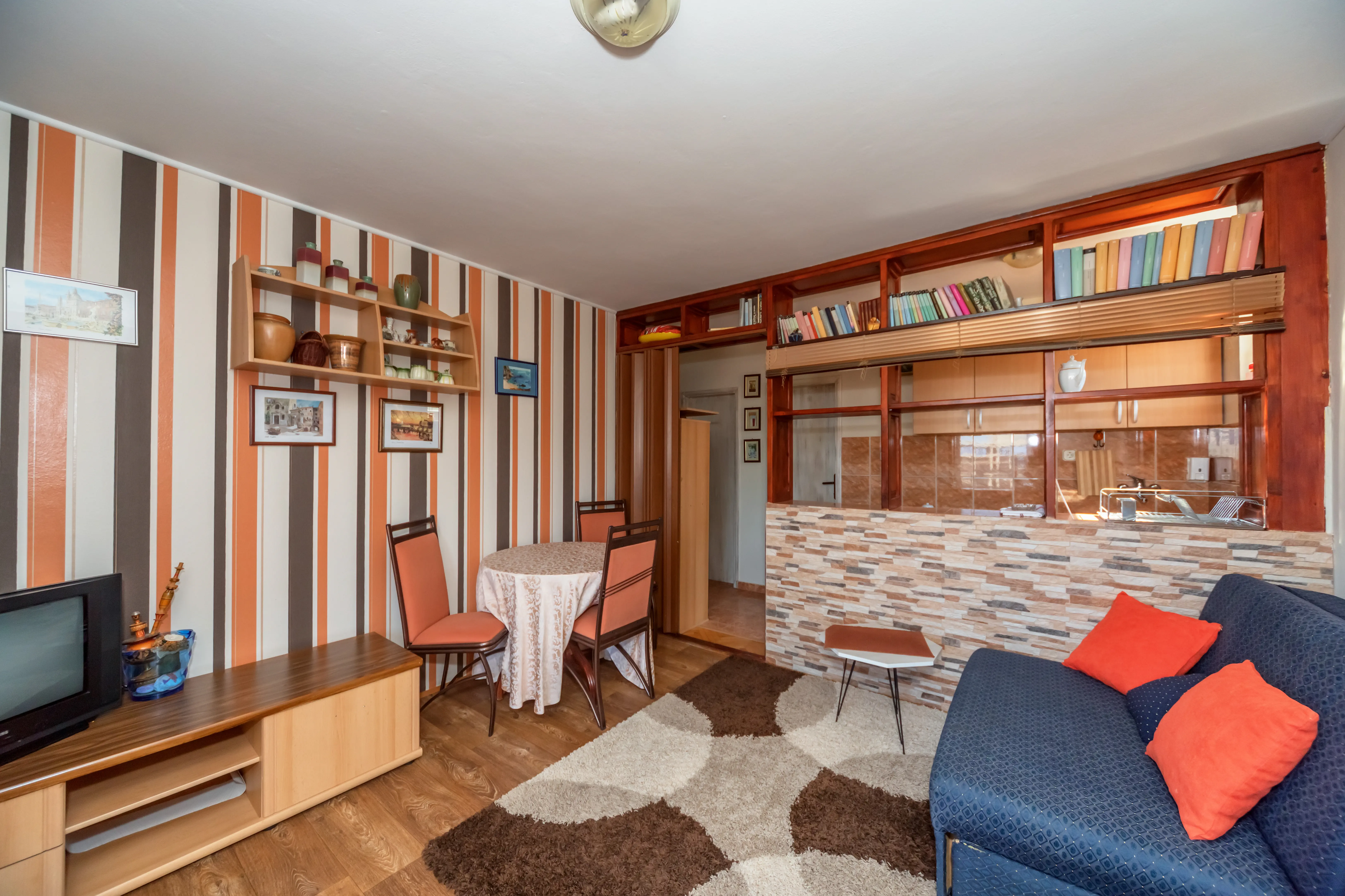 POD LOZOM ROOMS & APARTMENTS