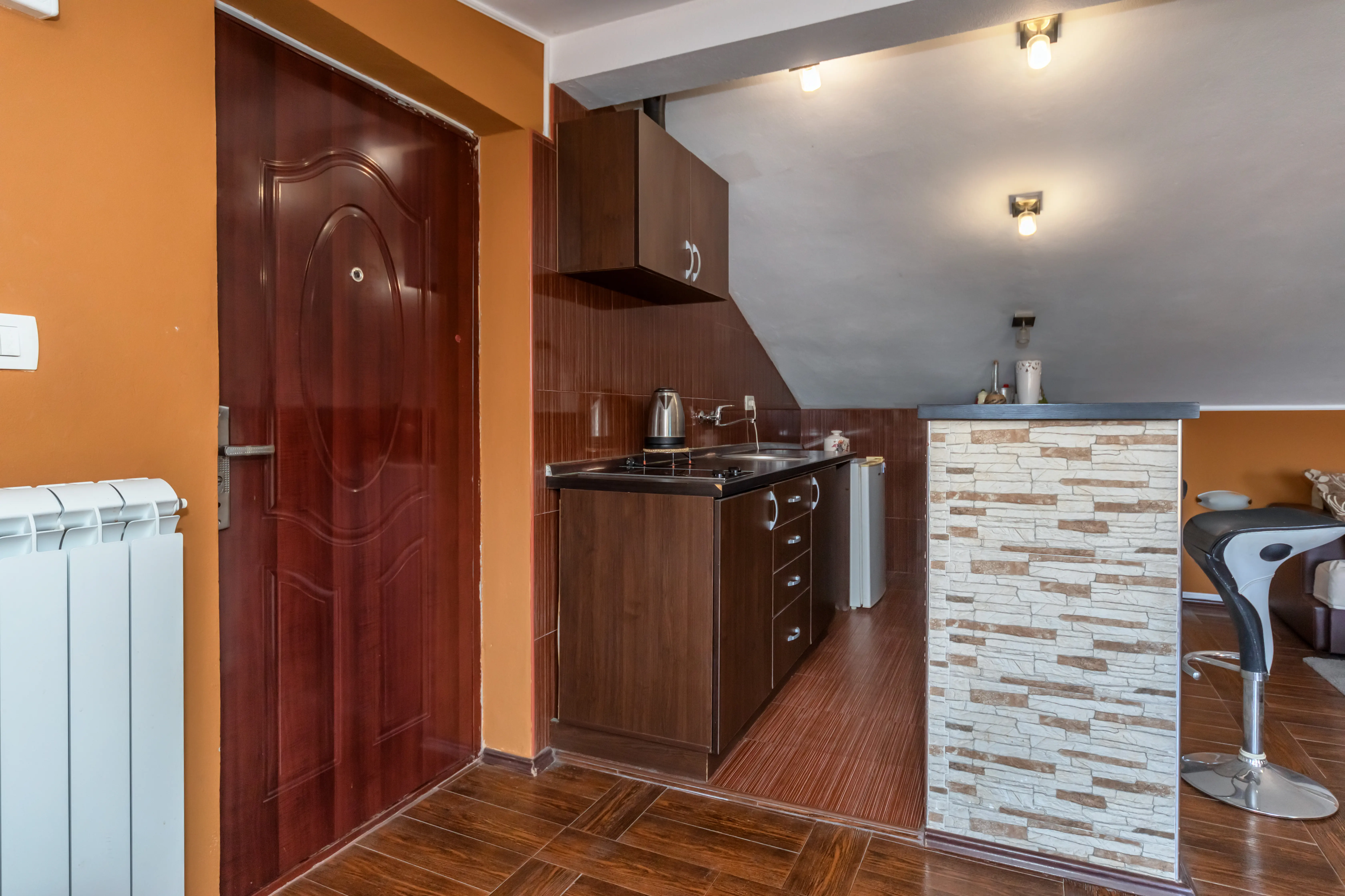 POD LOZOM ROOMS & APARTMENTS