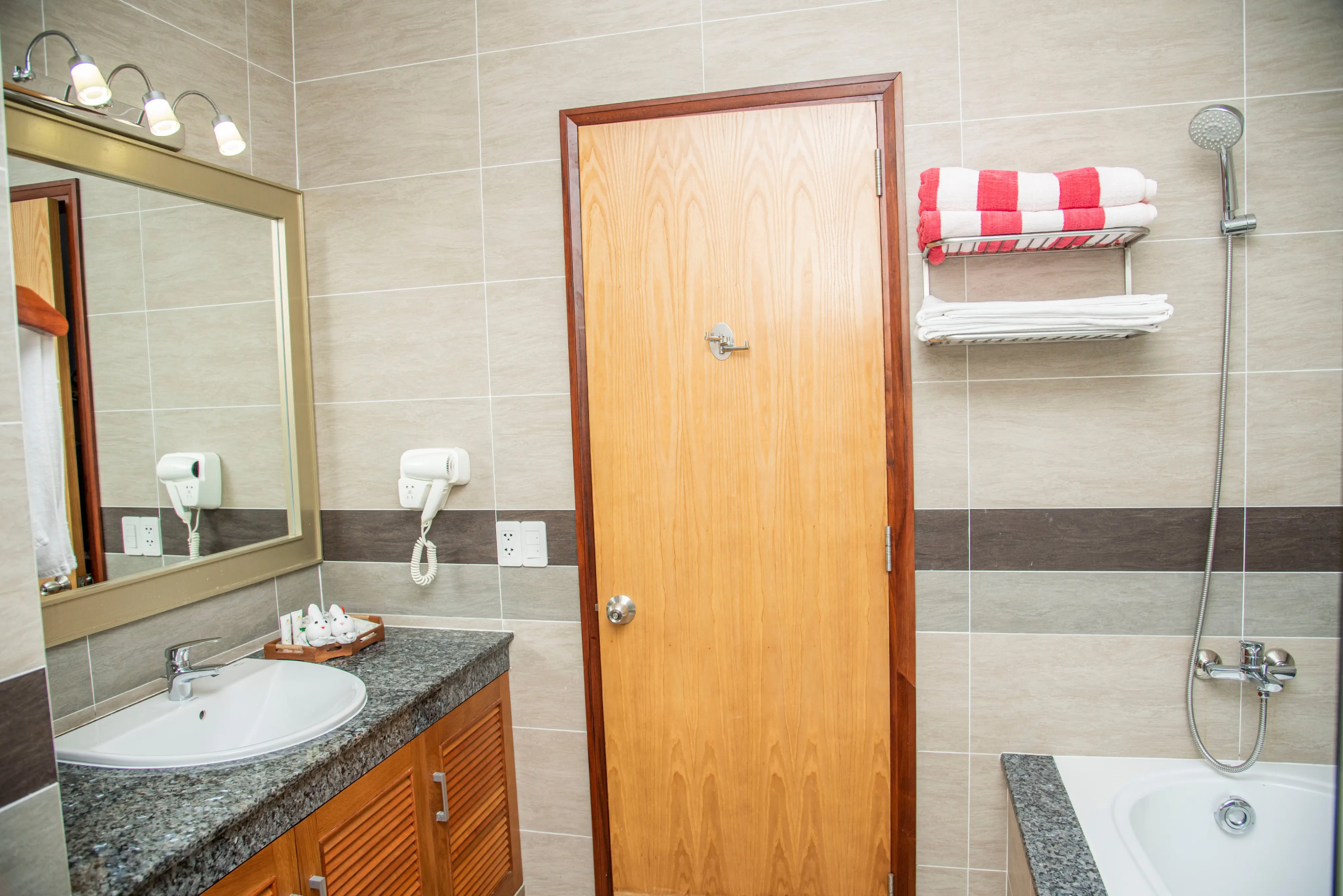 PHU HAI BEACH RESORT & SPA