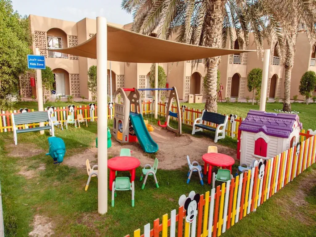 Sharjah Carlton - zdjęcie 26