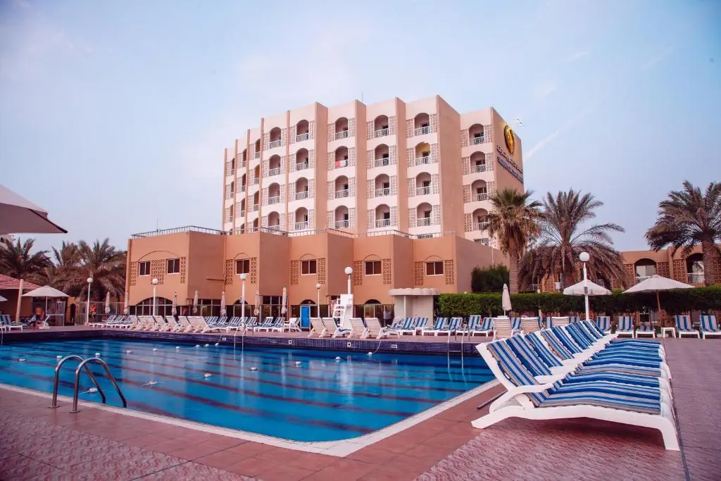 Sharjah Carlton - zdjęcie 22