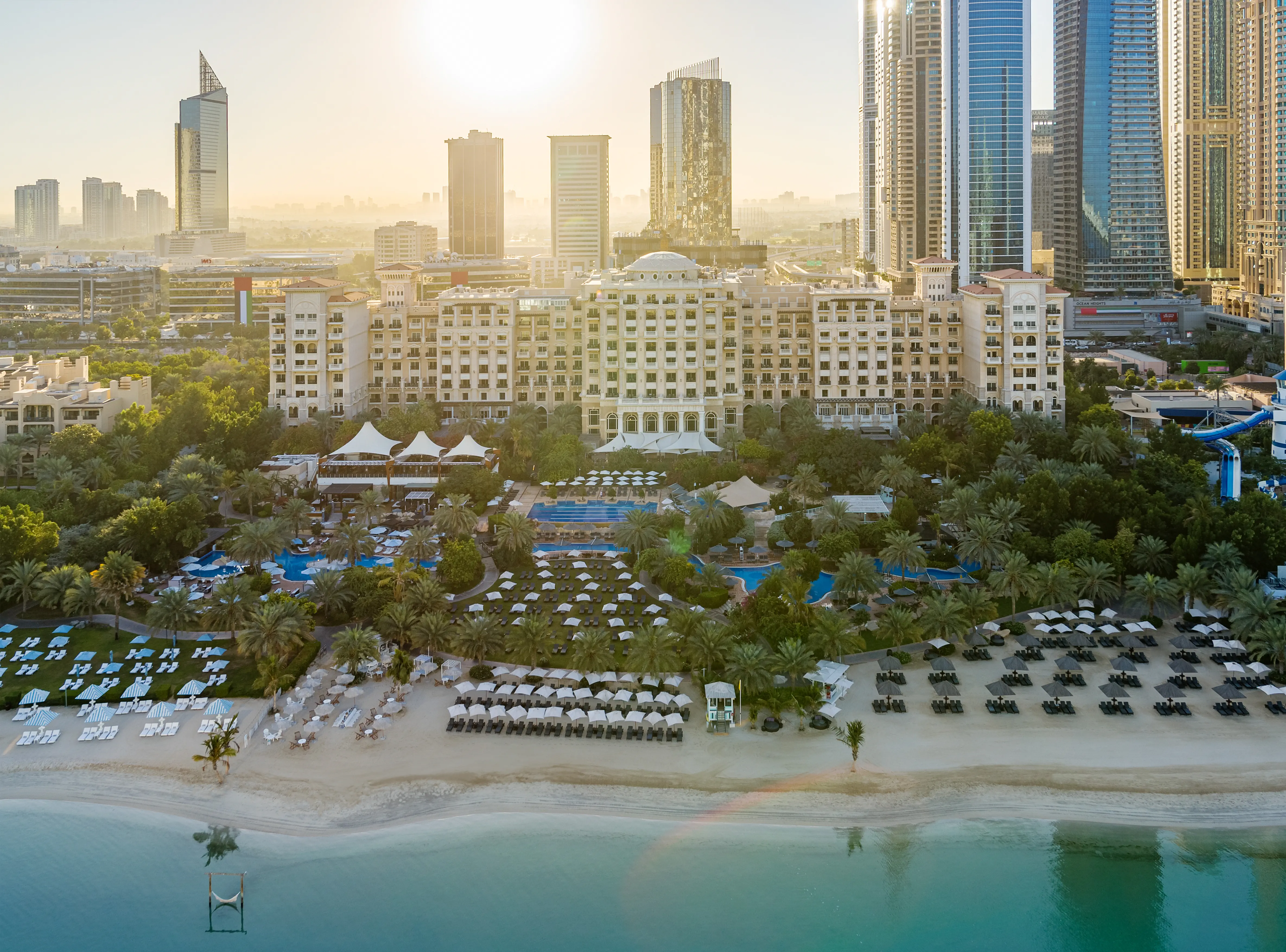 Westin Dubaj Mina Seyahi Beach Resort - zdjęcie 3