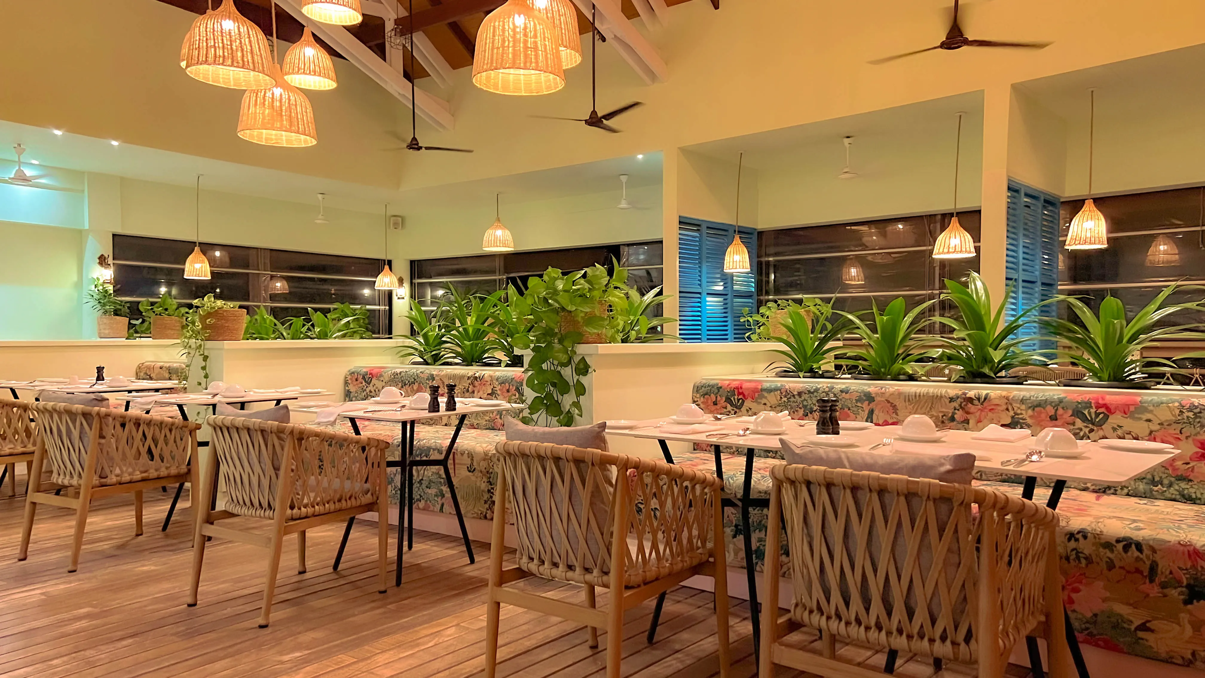 MALAHINI KUDA BANDOS RESORT