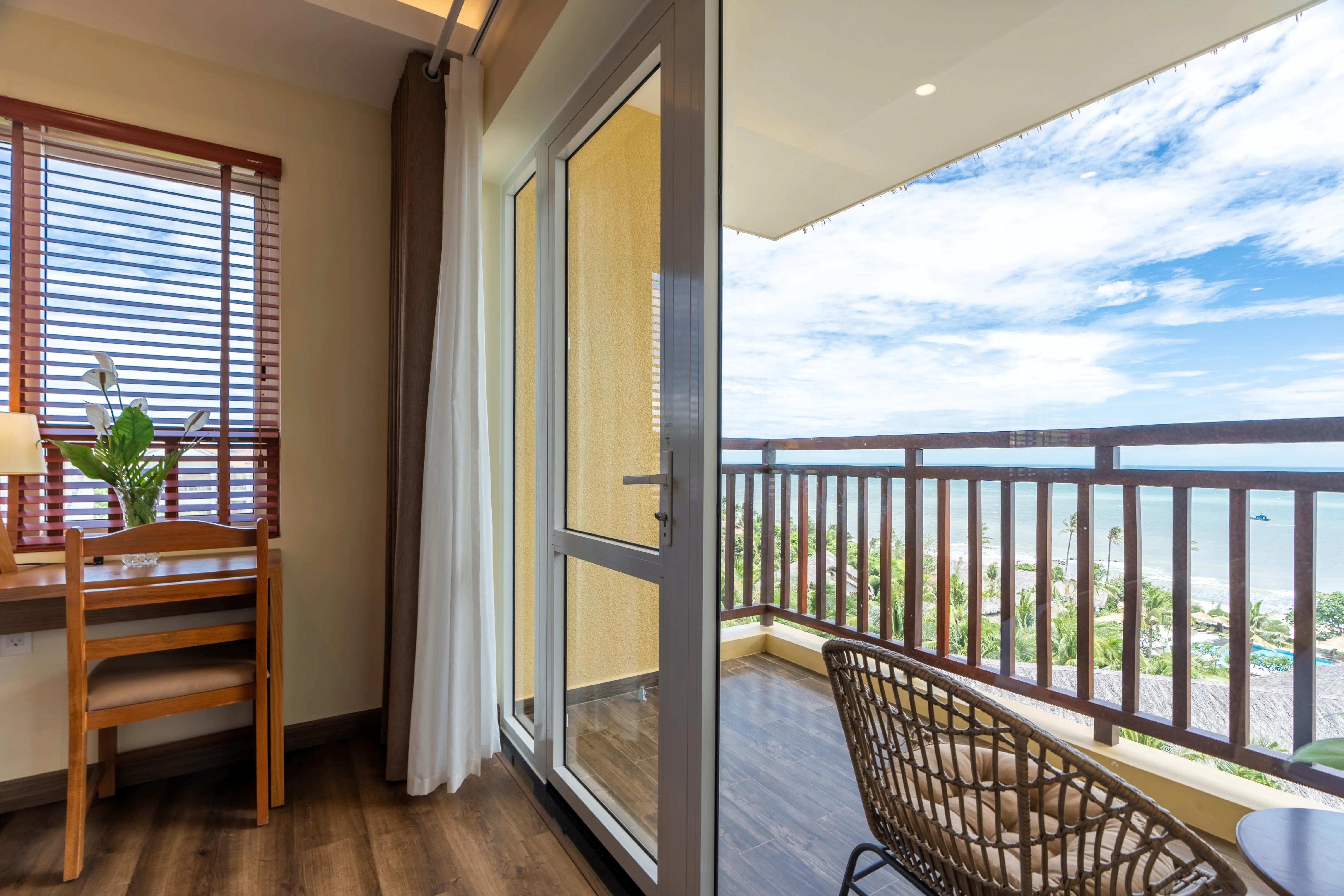 AROMA BEACH RESORT & SPA